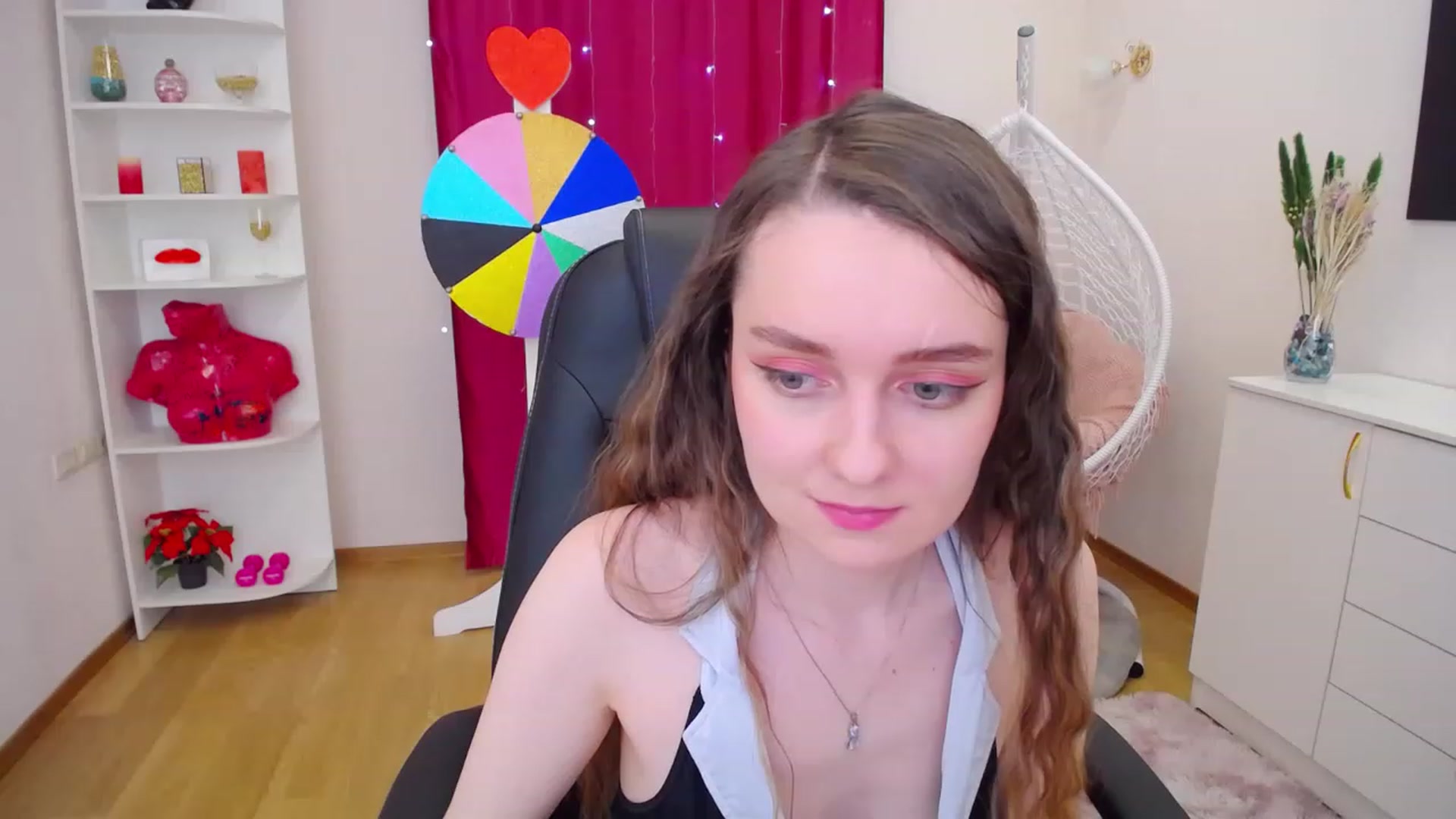 Gallery image thumbnail from Milim_Nava's myfreecams stream on, 06/13/2023, 08:07 image 4 of 20