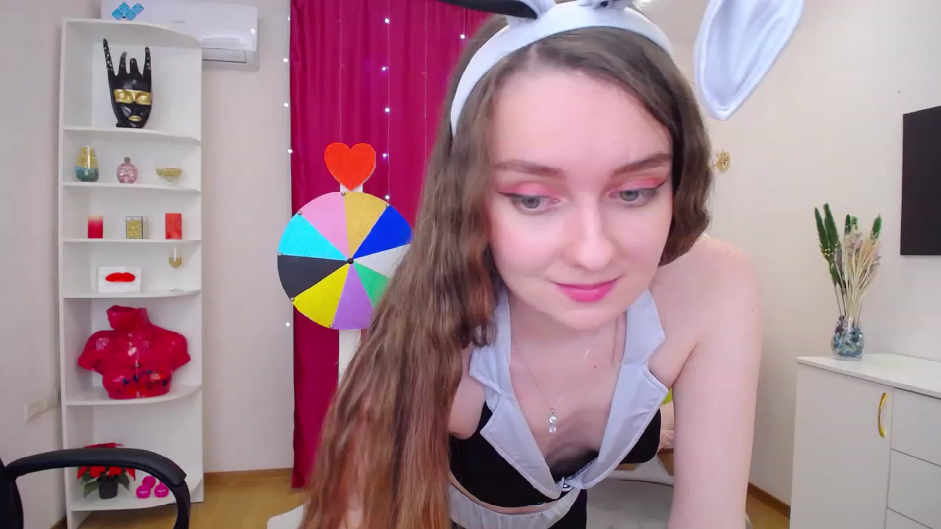 Gallery image thumbnail from Milim_Nava's myfreecams stream on, 06/13/2023, 08:07 image 12 of 20