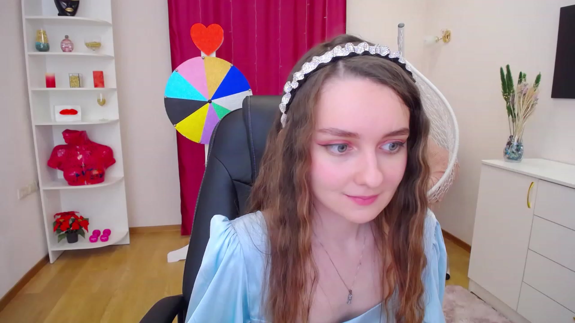Gallery image thumbnail from Milim_Nava's myfreecams stream on, 06/13/2023, 09:50 image 8 of 20