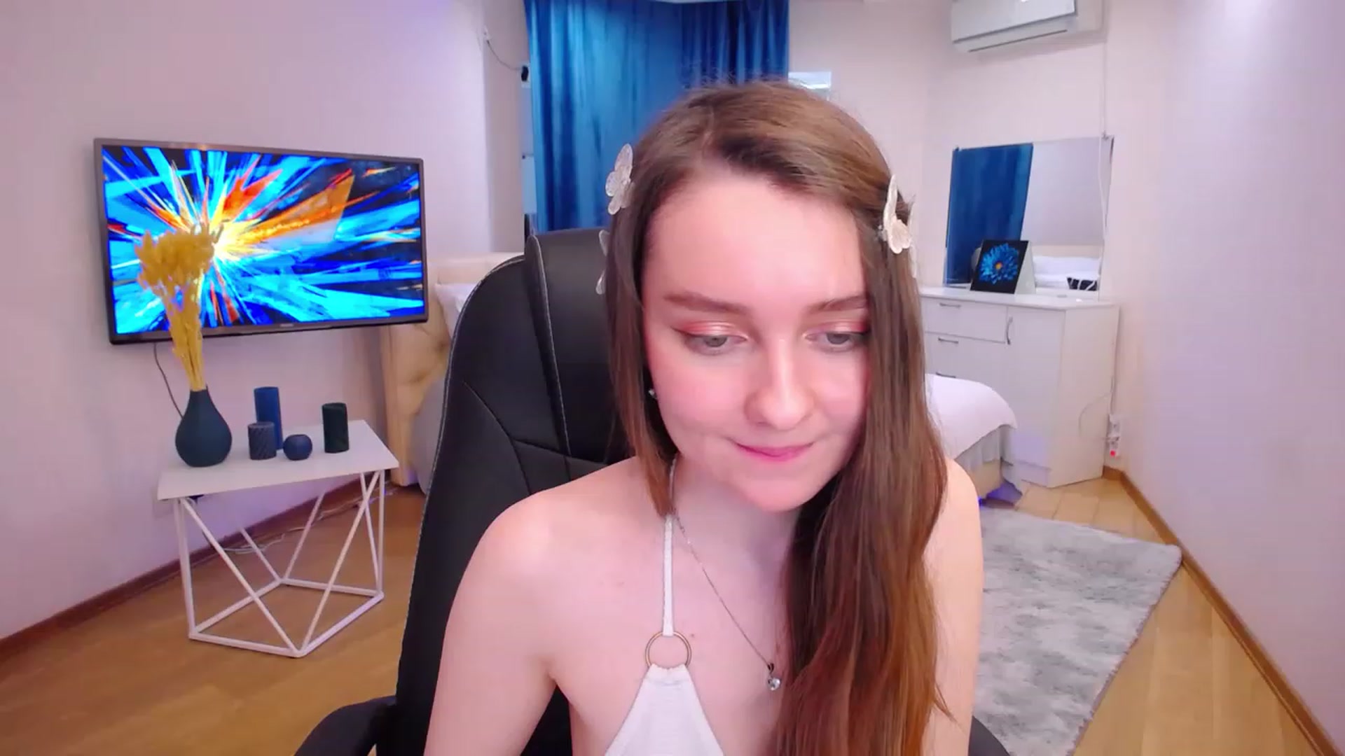 Gallery image thumbnail from Milim_Nava's myfreecams stream on, 06/14/2023, 09:10 image 12 of 20