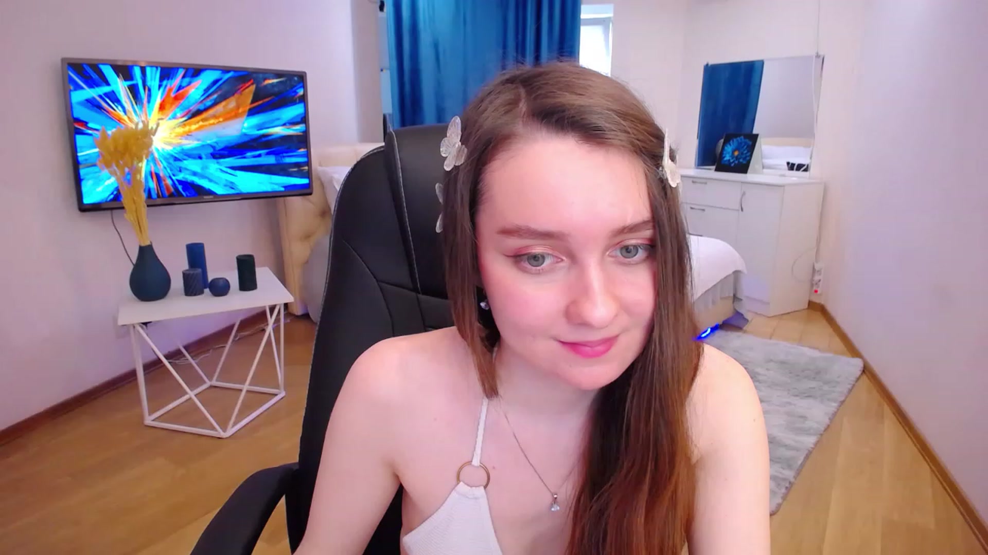 Gallery image thumbnail from Milim_Nava's myfreecams stream on, 06/14/2023, 09:10 image 18 of 20
