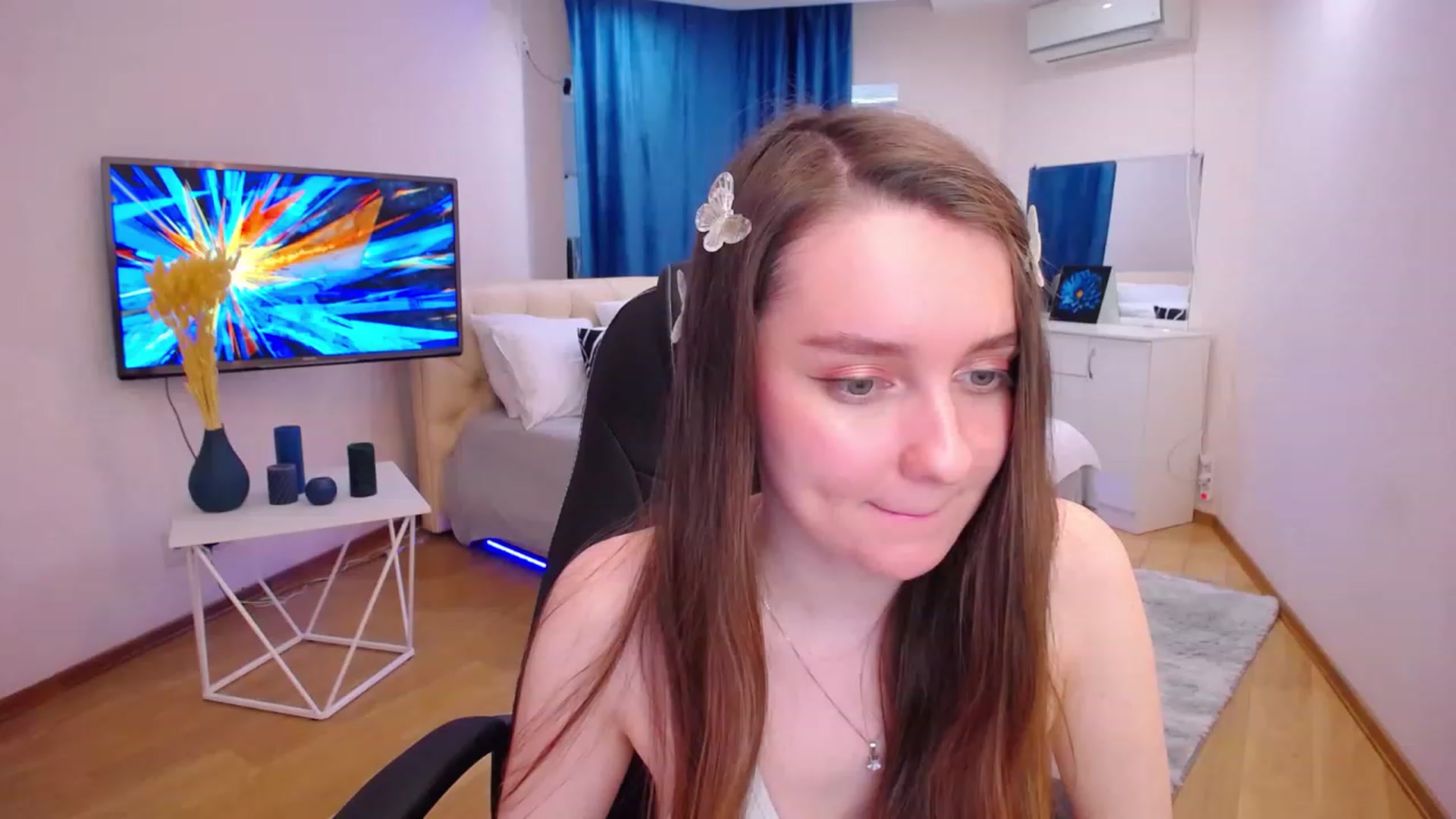 Gallery image thumbnail from Milim_Nava's myfreecams stream on, 06/14/2023, 09:10 image 4 of 20