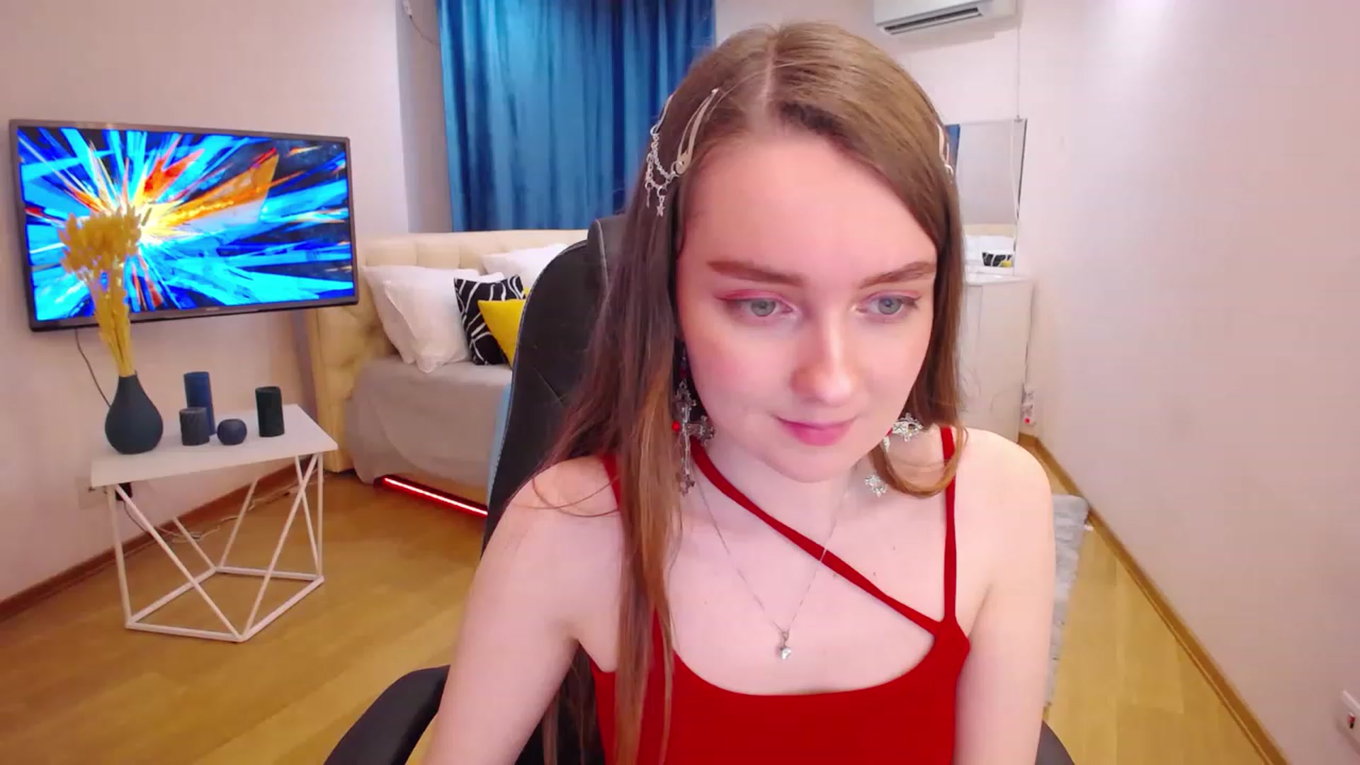 Gallery image thumbnail from Milim_Nava's myfreecams stream on, 06/18/2023, 10:50 image 3 of 20