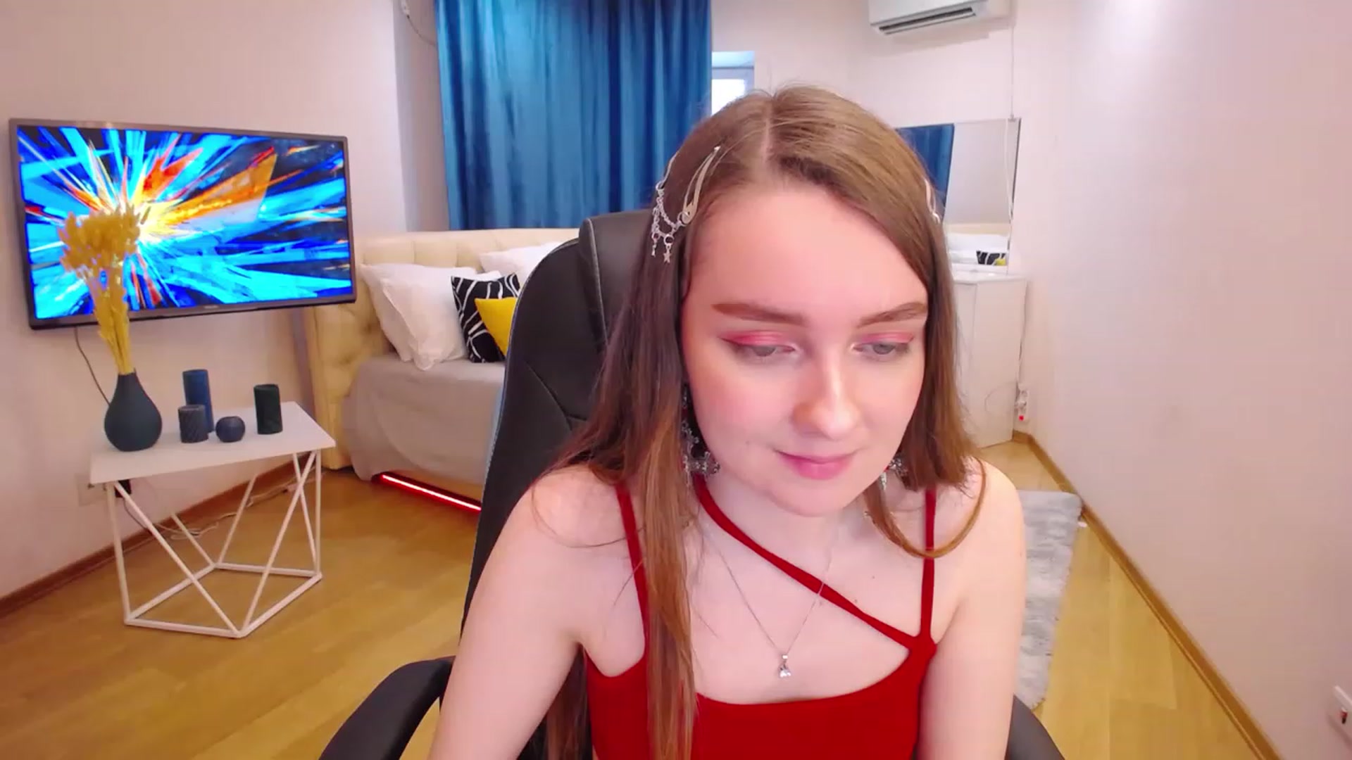 Gallery image thumbnail from Milim_Nava's myfreecams stream on, 06/18/2023, 10:50 image 10 of 20