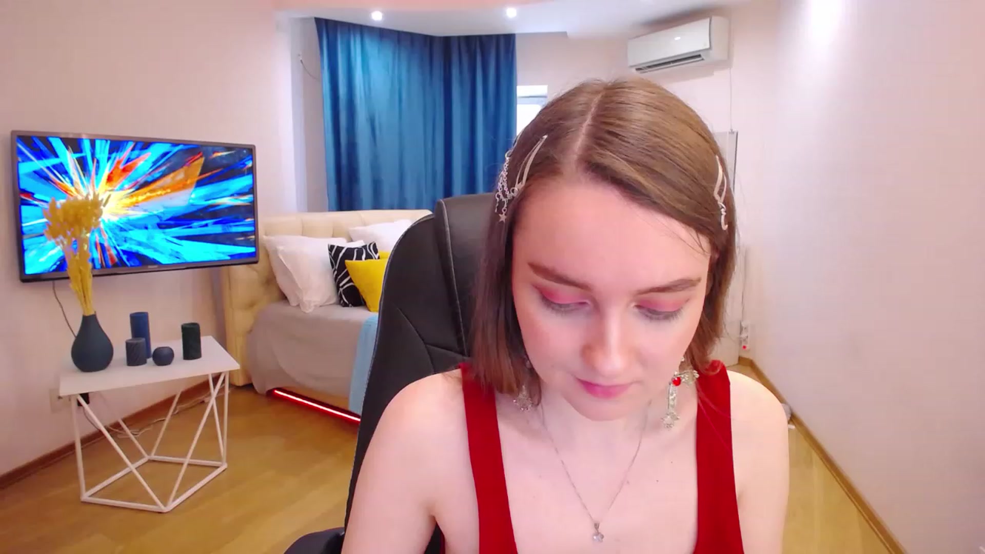 Gallery image thumbnail from Milim_Nava's myfreecams stream on, 06/18/2023, 12:11 image 1 of 20