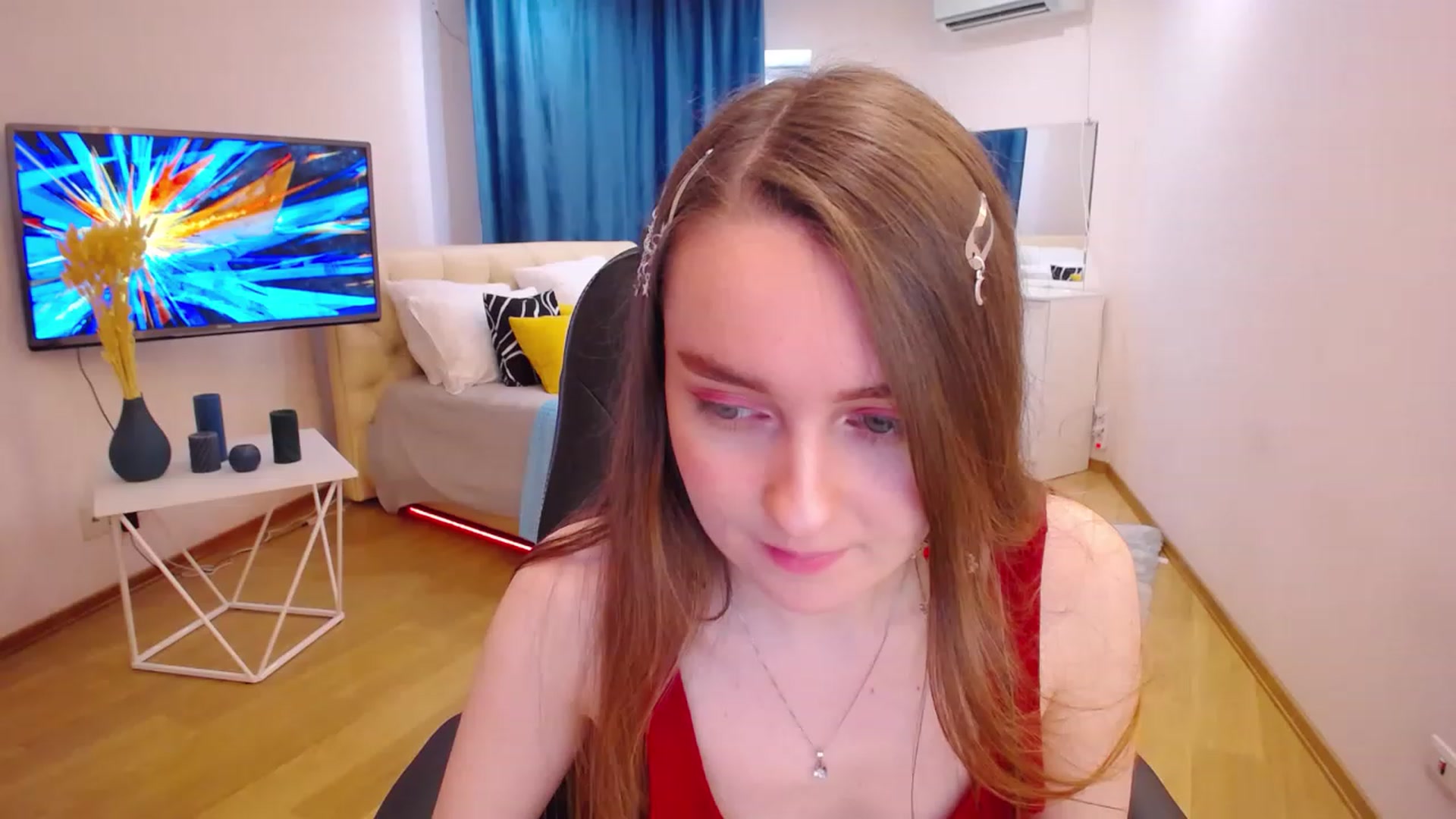 Gallery image thumbnail from Milim_Nava's myfreecams stream on, 06/18/2023, 12:11 image 3 of 20