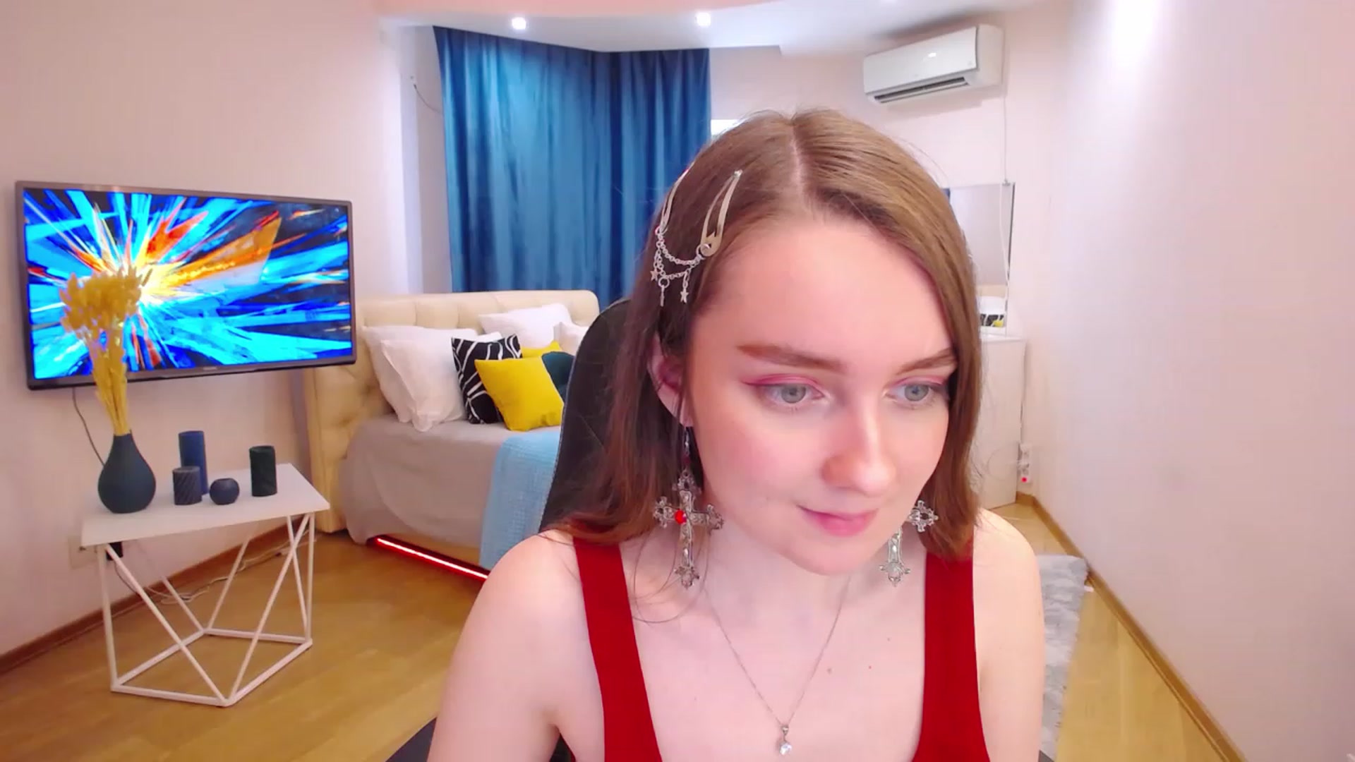 Gallery image thumbnail from Milim_Nava's myfreecams stream on, 06/18/2023, 12:11 image 10 of 20