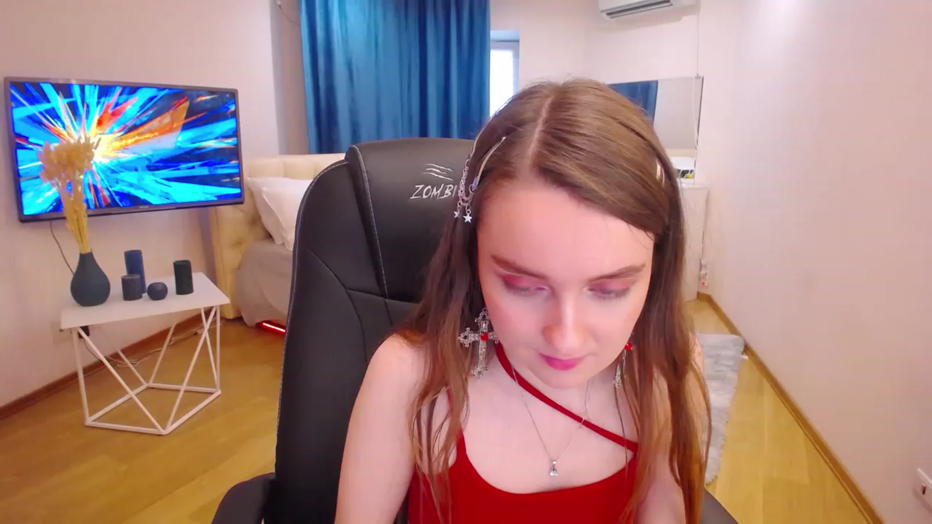 Gallery image thumbnail from Milim_Nava's myfreecams stream on, 06/18/2023, 15:48 image 16 of 20