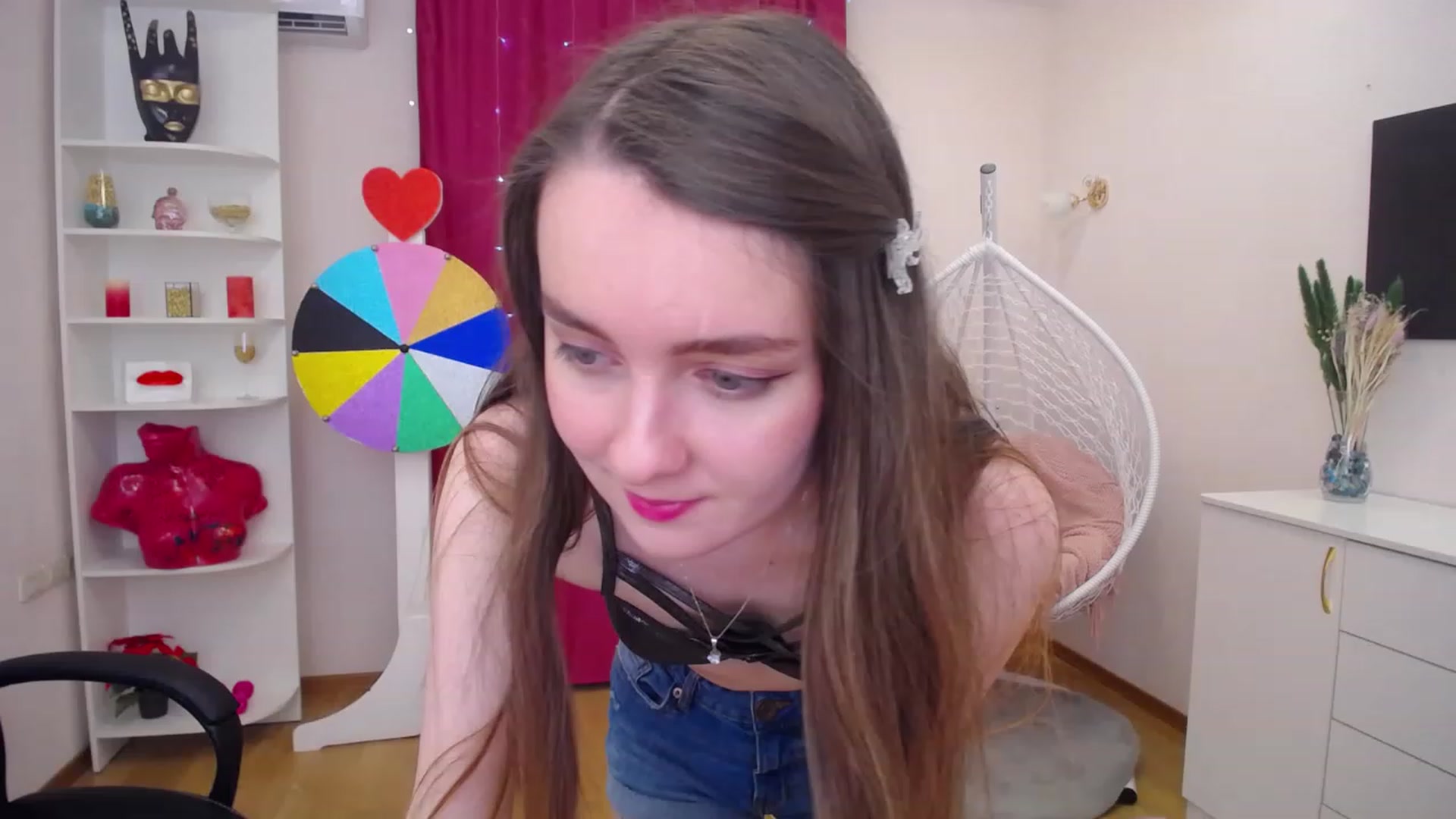 Gallery image thumbnail from Milim_Nava's myfreecams stream on, 06/19/2023, 10:54 image 6 of 20