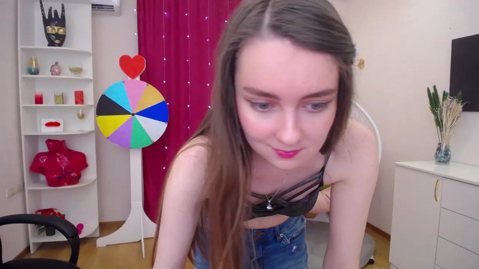 Gallery image thumbnail from Milim_Nava's myfreecams stream on, 06/19/2023, 10:54 image 8 of 20