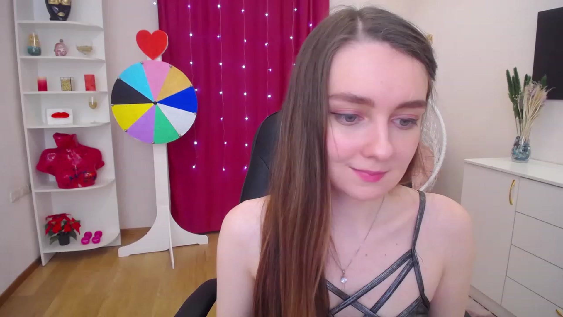 Gallery image thumbnail from Milim_Nava's myfreecams stream on, 06/19/2023, 11:37 image 14 of 20