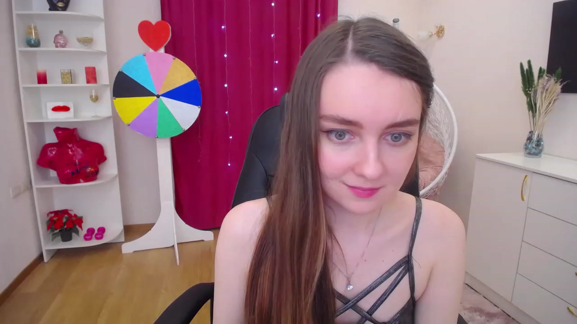 Gallery image thumbnail from Milim_Nava's myfreecams stream on, 06/19/2023, 11:37 image 8 of 20