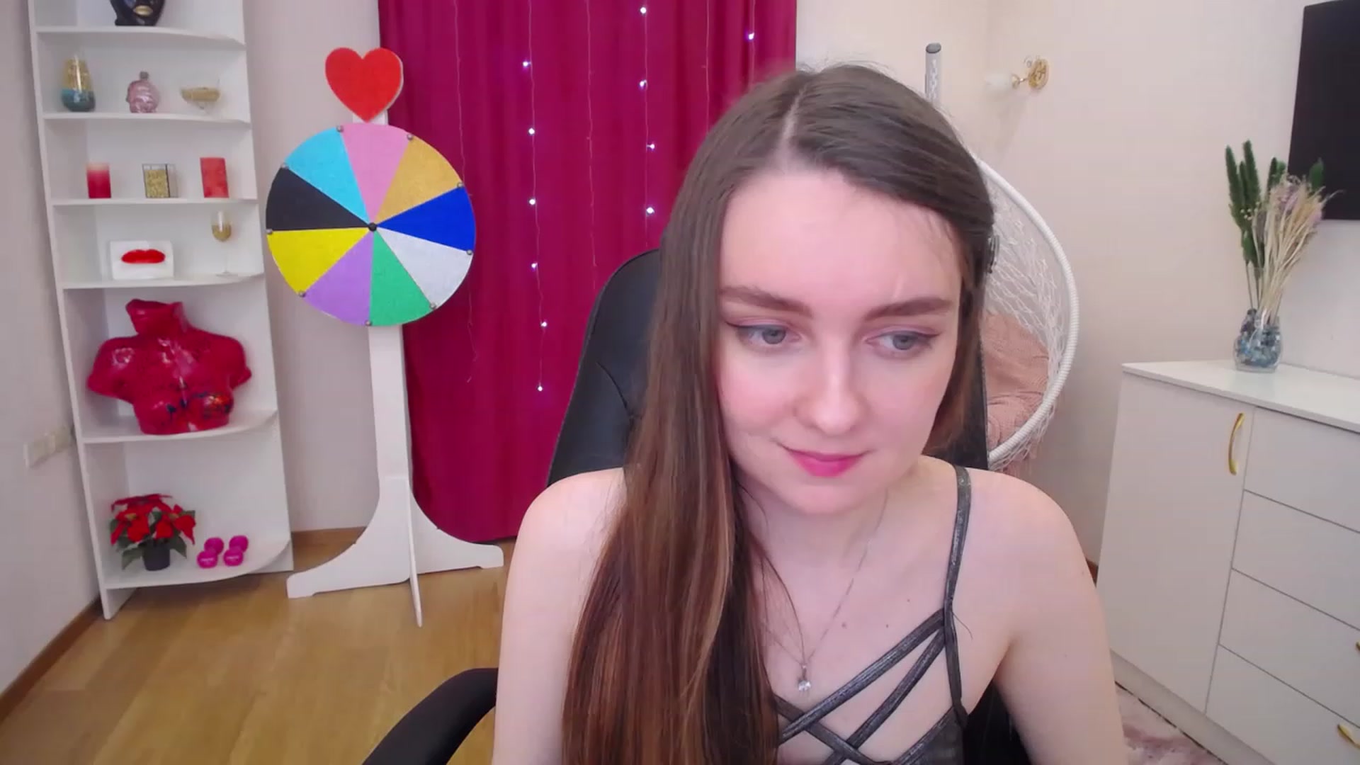Gallery image thumbnail from Milim_Nava's myfreecams stream on, 06/19/2023, 11:37 image 9 of 20