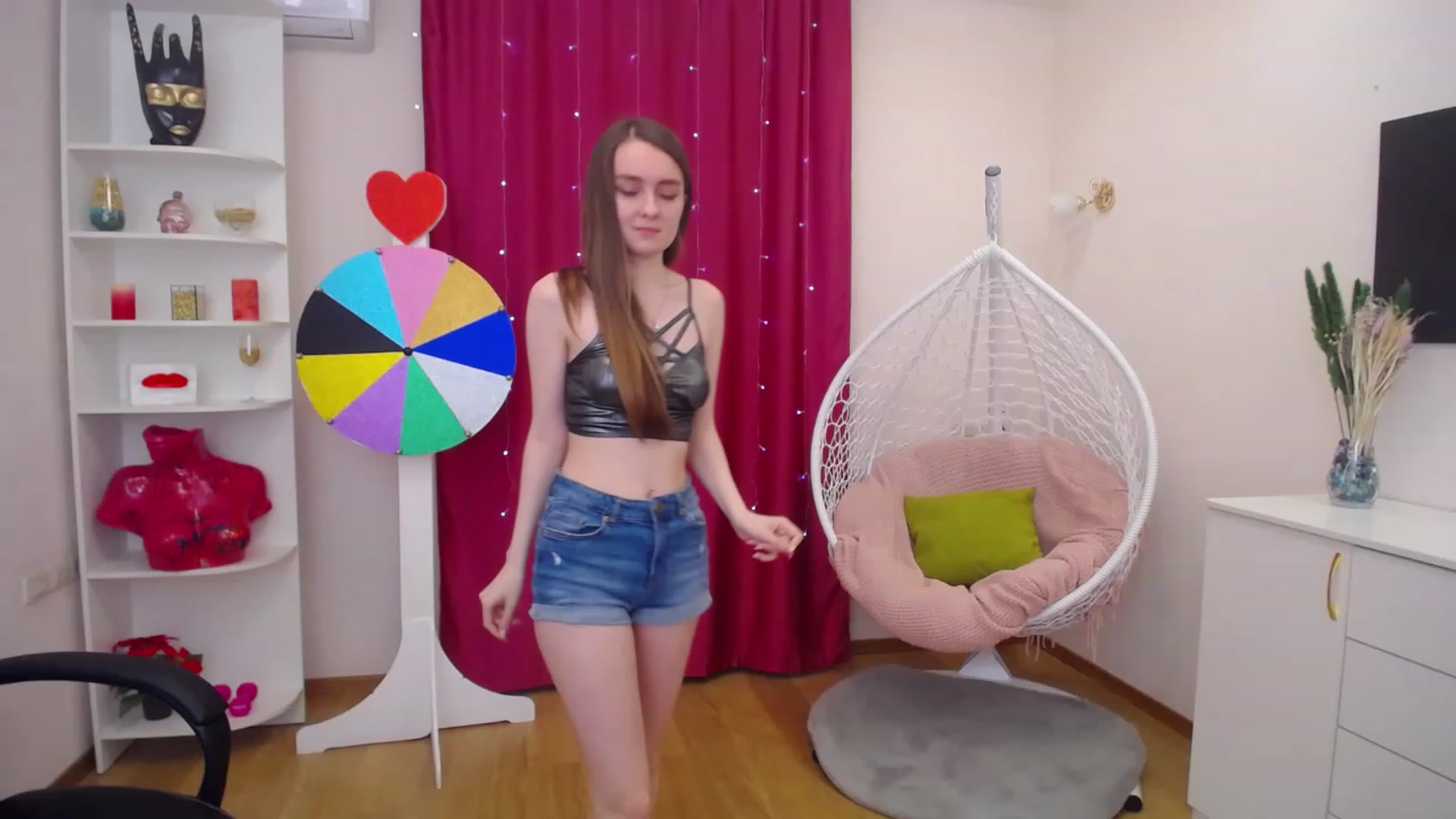 Gallery image thumbnail from Milim_Nava's myfreecams stream on, 06/19/2023, 14:45 image 8 of 20