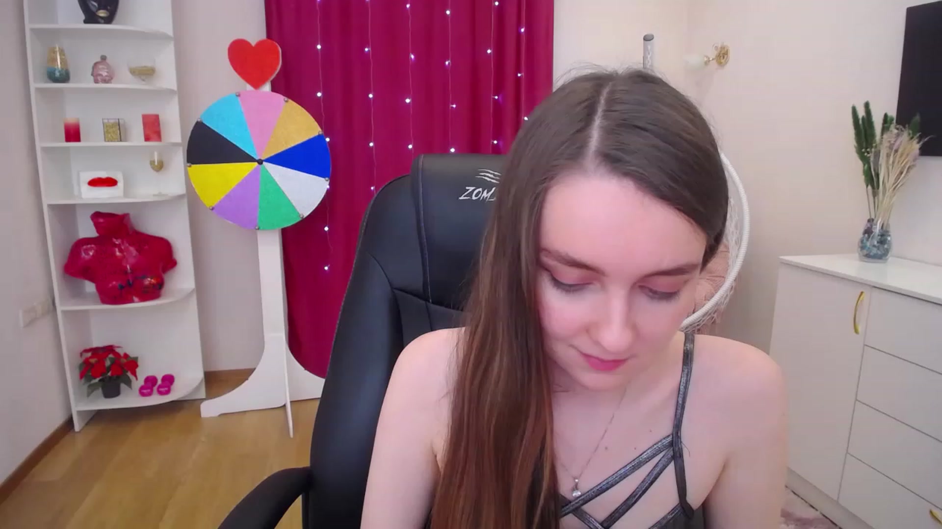 Gallery image thumbnail from Milim_Nava's myfreecams stream on, 06/19/2023, 14:45 image 17 of 20