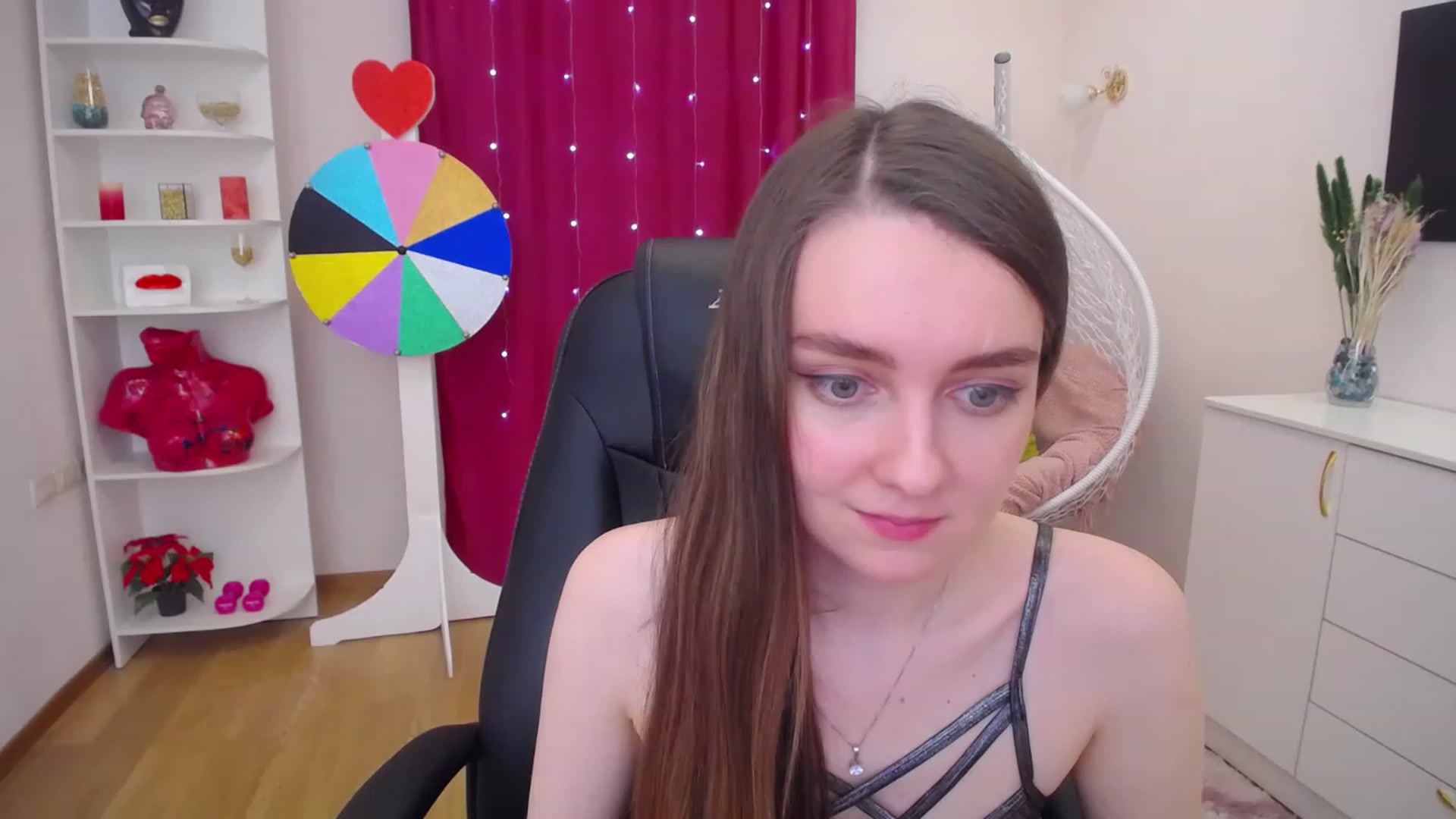 Gallery image thumbnail from Milim_Nava's myfreecams stream on, 06/19/2023, 14:45 image 18 of 20