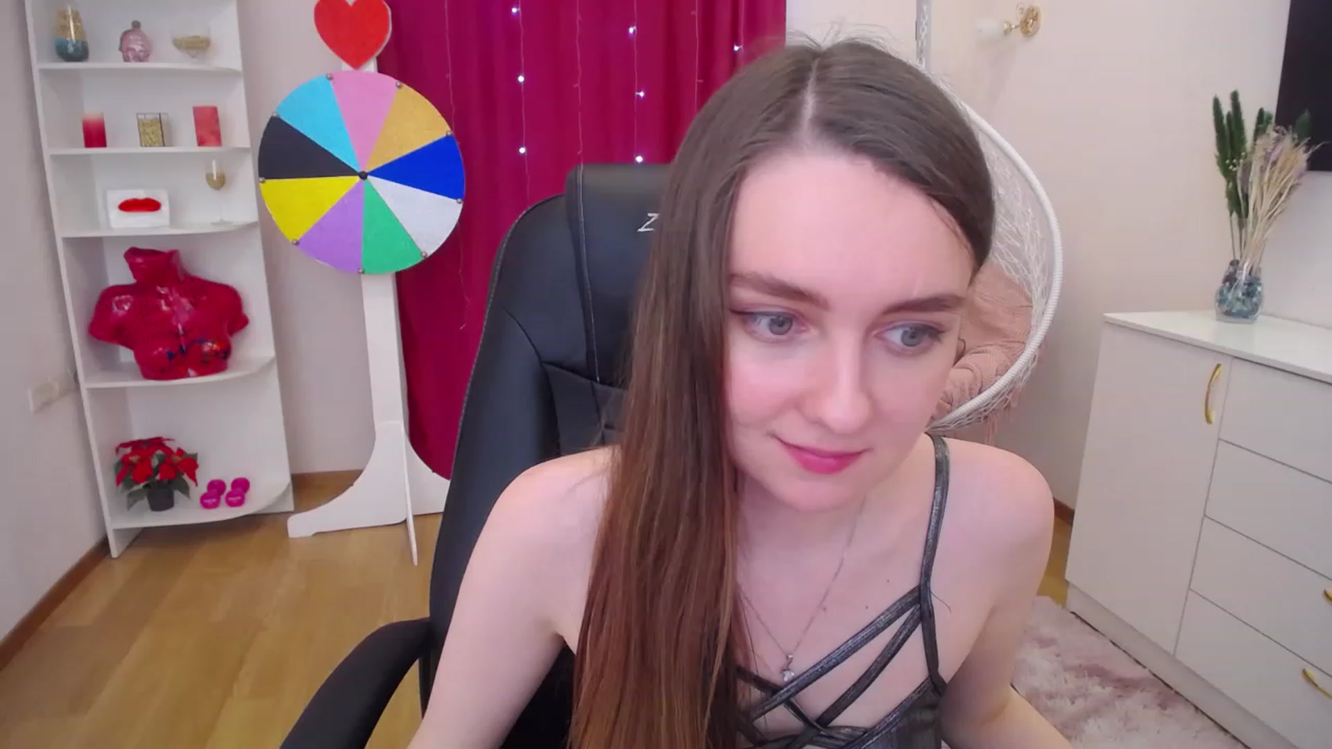 Gallery image thumbnail from Milim_Nava's myfreecams stream on, 06/19/2023, 14:45 image 1 of 20