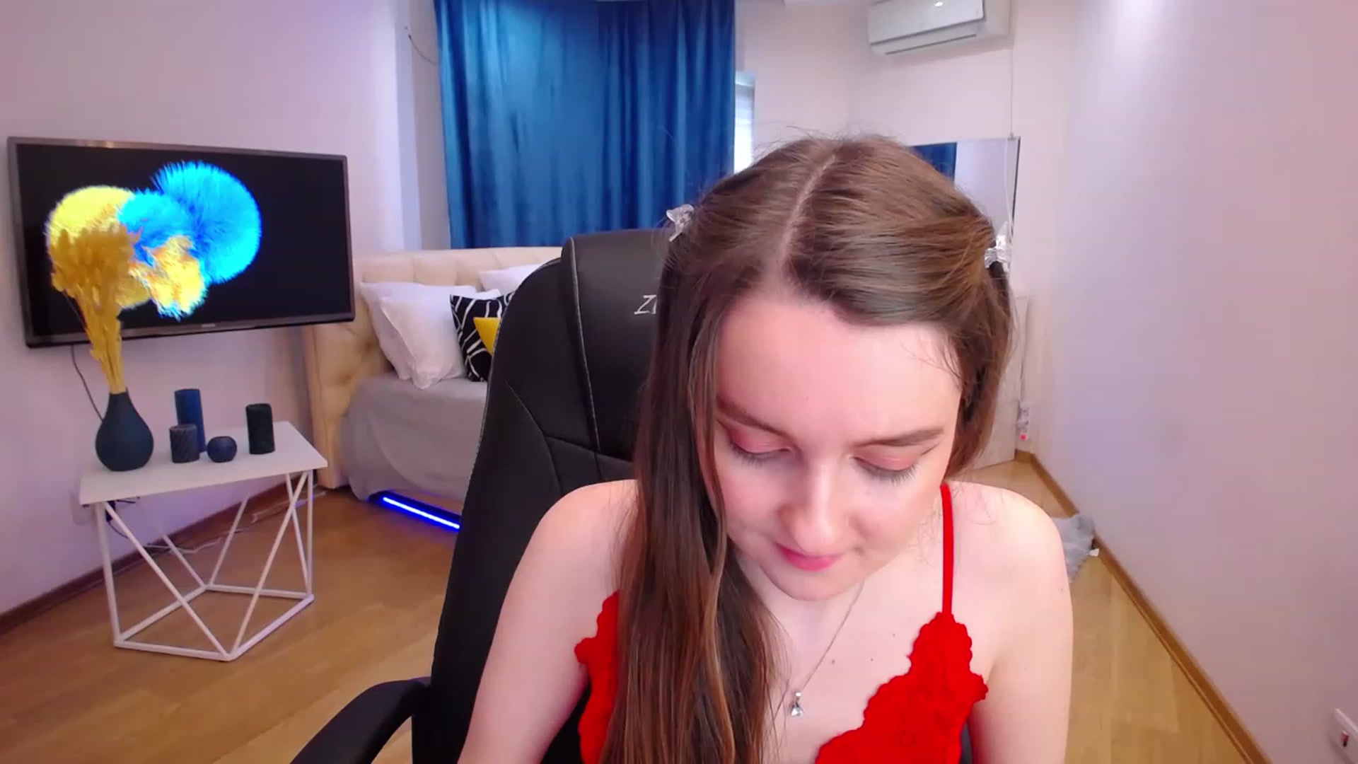 Gallery image thumbnail from Milim_Nava's myfreecams stream on, 06/21/2023, 07:46 image 11 of 20
