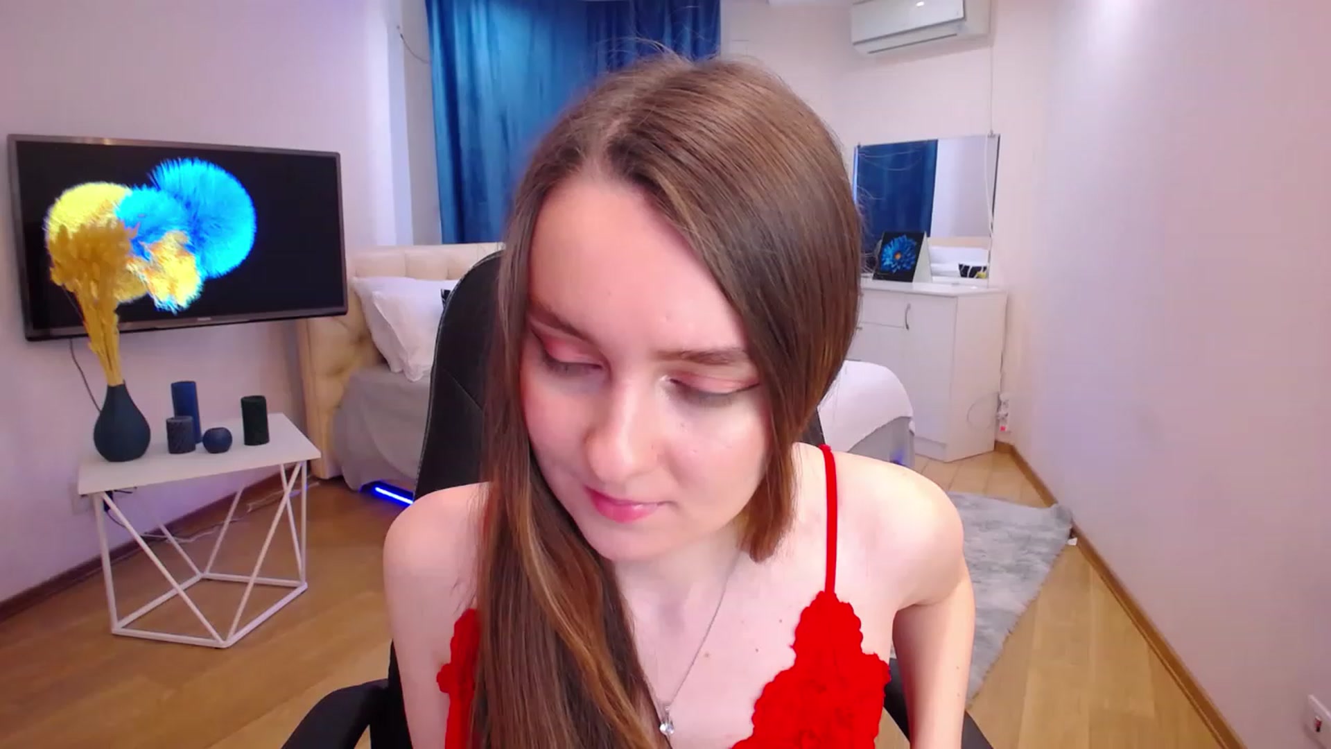 Gallery image thumbnail from Milim_Nava's myfreecams stream on, 06/21/2023, 07:46 image 16 of 20