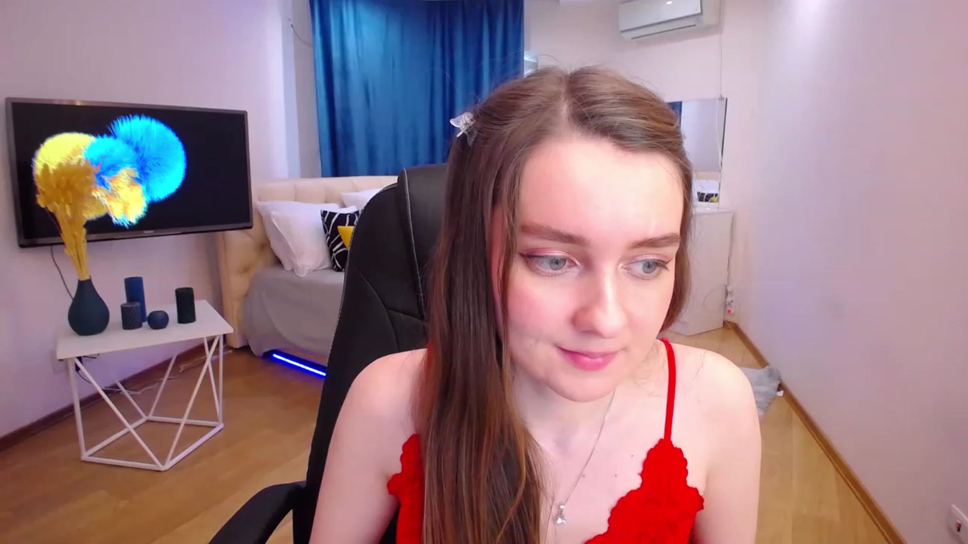 Gallery image thumbnail from Milim_Nava's myfreecams stream on, 06/21/2023, 07:46 image 14 of 20