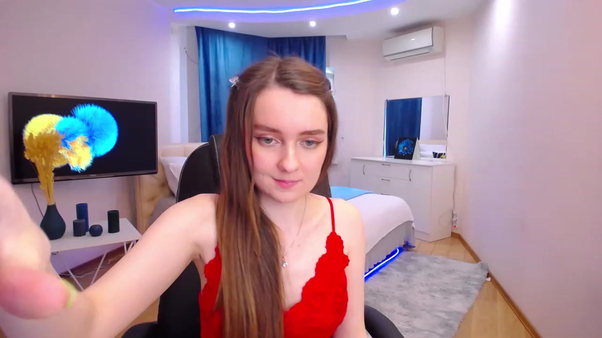 Gallery image thumbnail from Milim_Nava's myfreecams stream on, 06/21/2023, 07:46 image 10 of 20