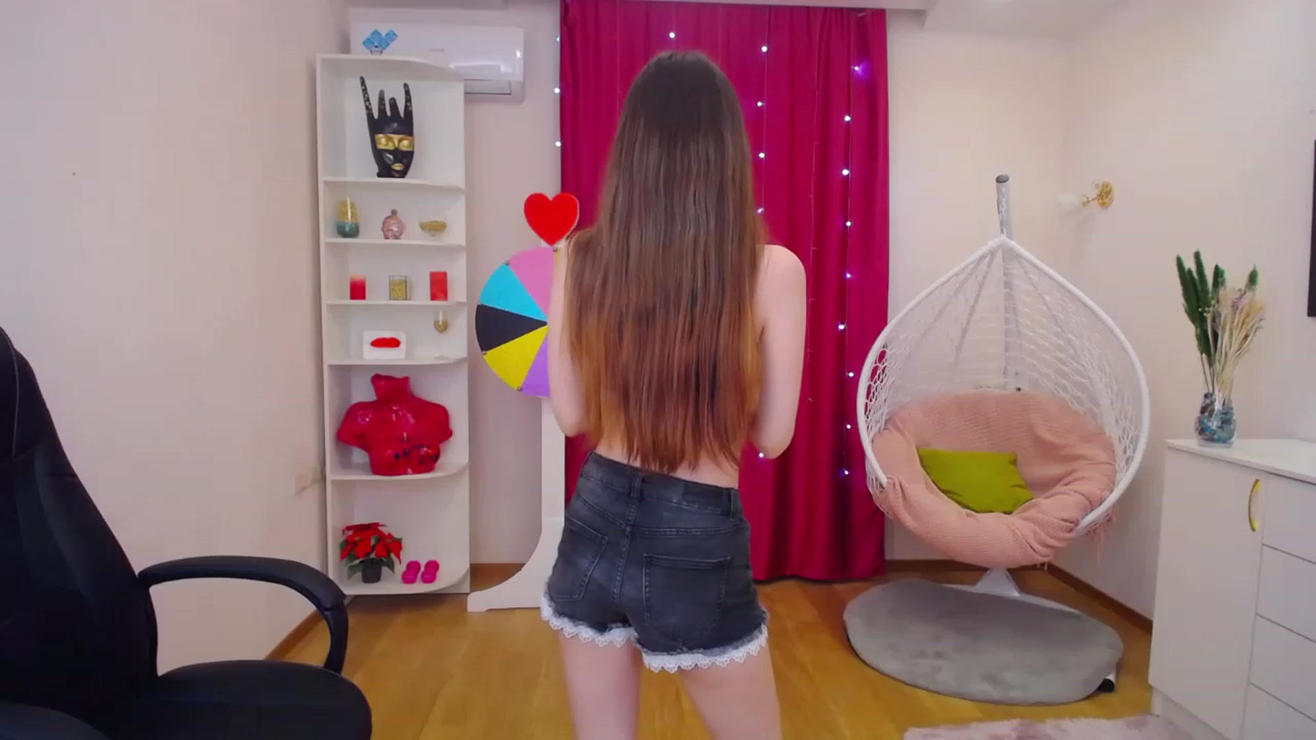 Gallery image thumbnail from Milim_Nava's myfreecams stream on, 06/22/2023, 08:21 image 14 of 20