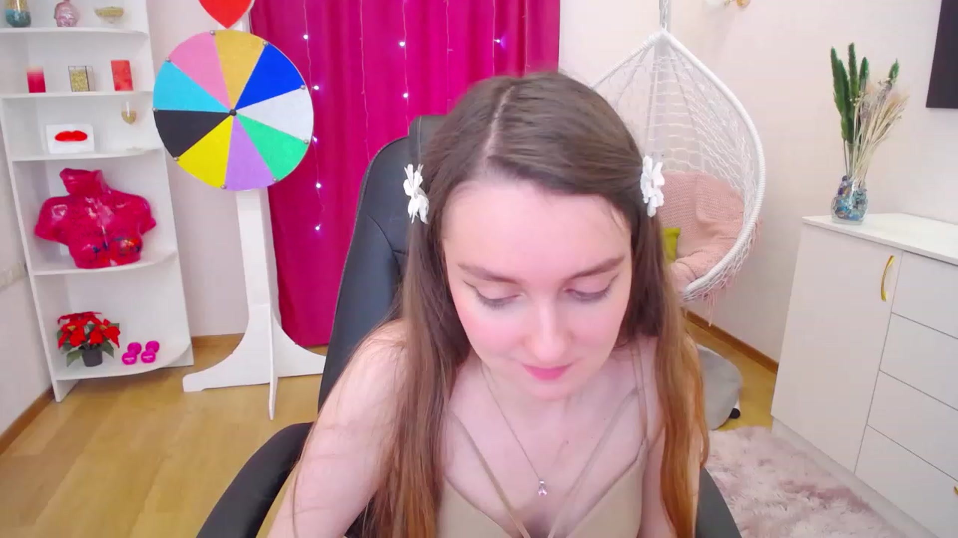 Gallery image thumbnail from Milim_Nava's myfreecams stream on, 06/25/2023, 14:10 image 16 of 20