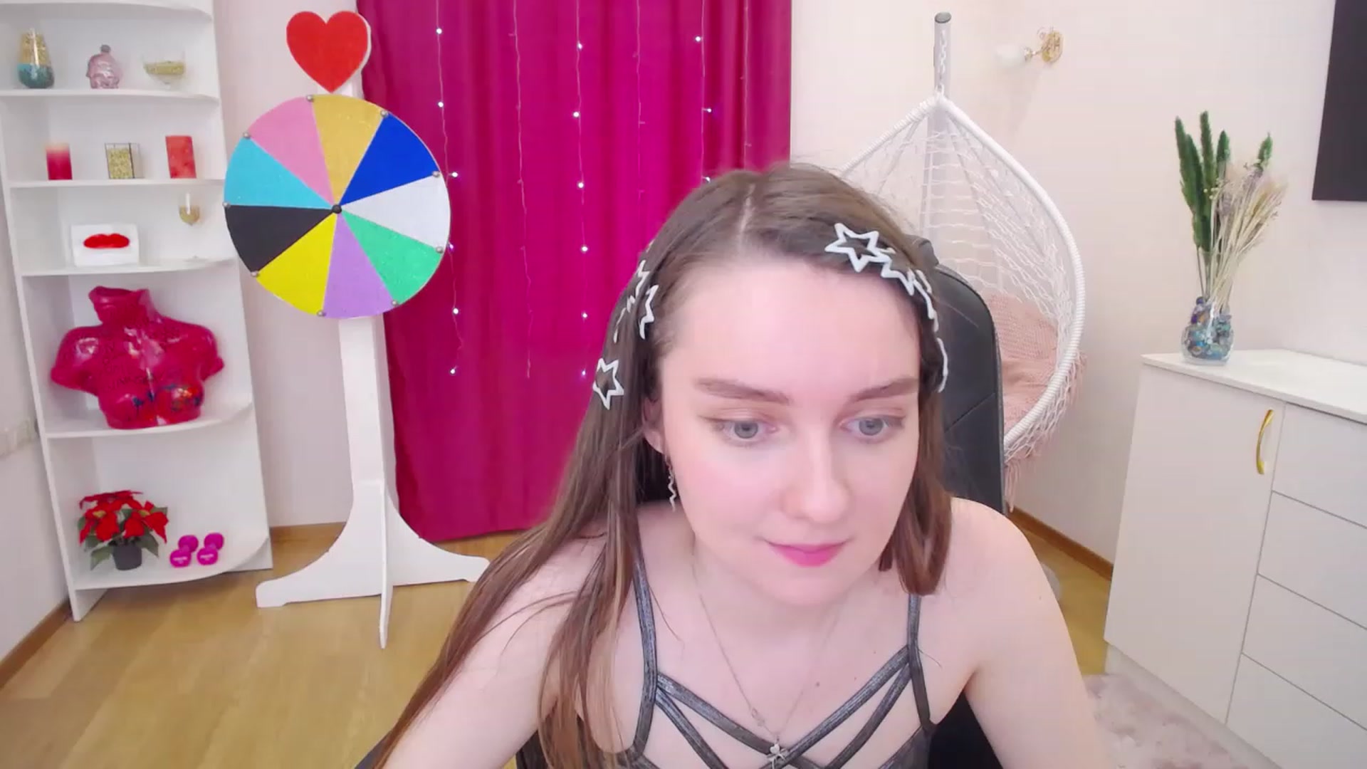 Gallery image thumbnail from Milim_Nava's myfreecams stream on, 06/26/2023, 08:56 image 8 of 20