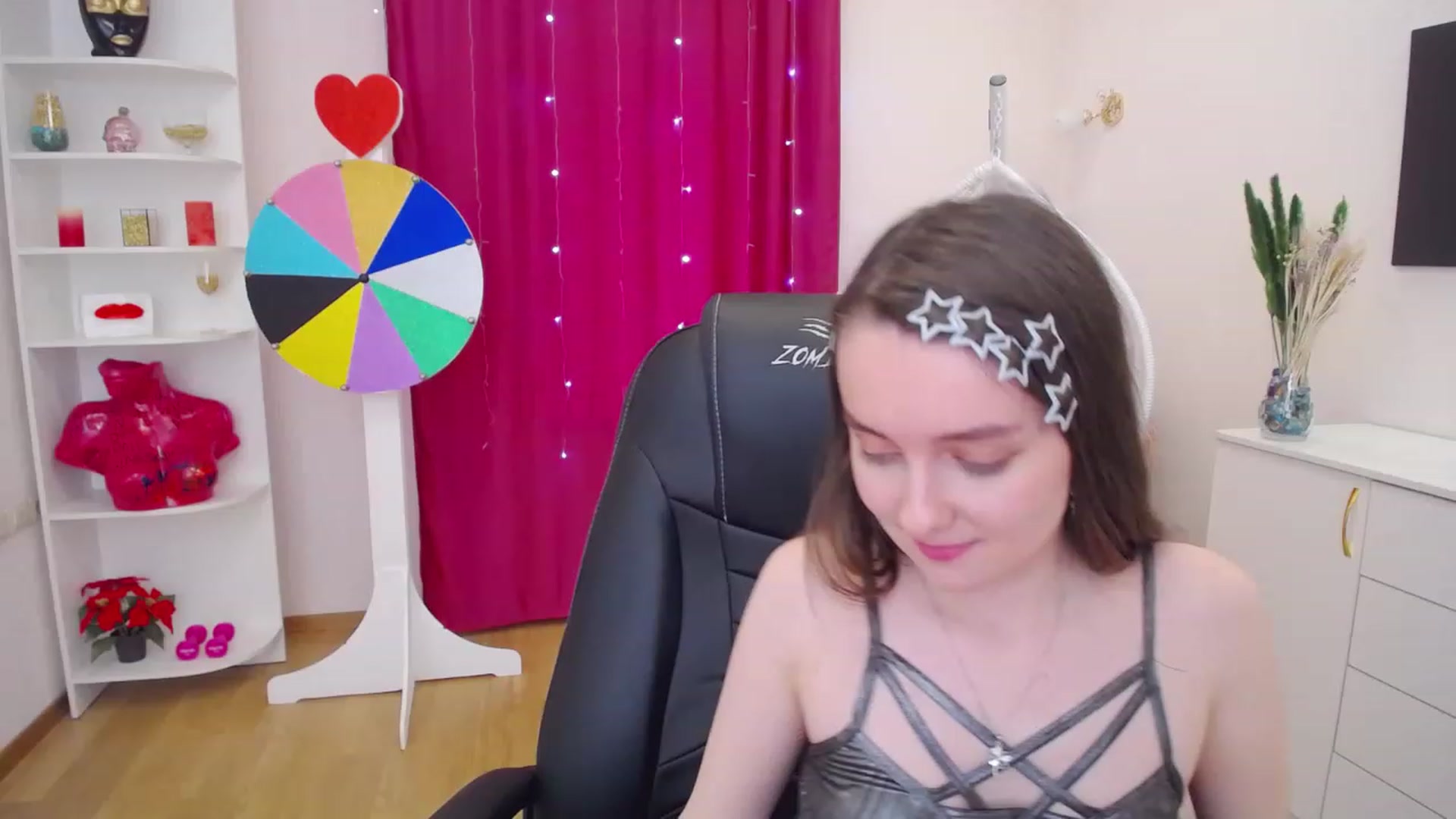 Gallery image thumbnail from Milim_Nava's myfreecams stream on, 06/26/2023, 08:56 image 5 of 20
