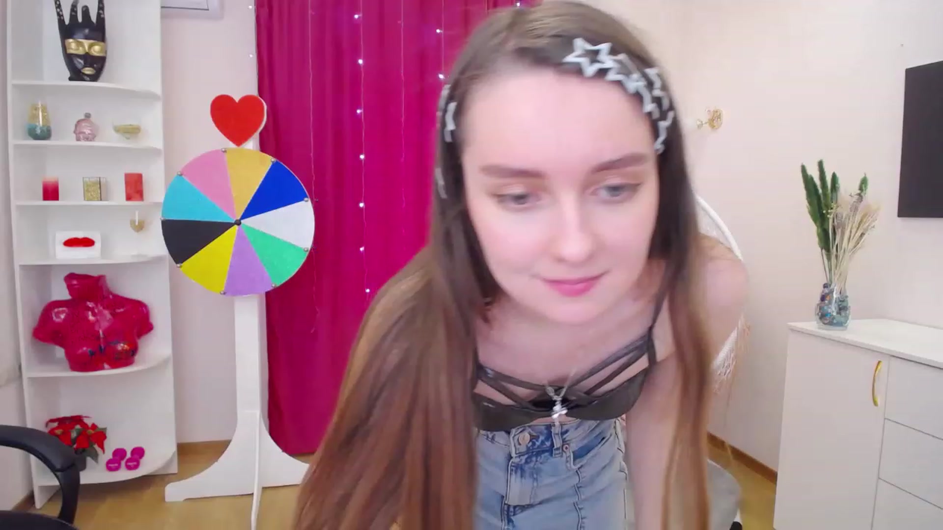 Gallery image thumbnail from Milim_Nava's myfreecams stream on, 06/26/2023, 08:56 image 19 of 20