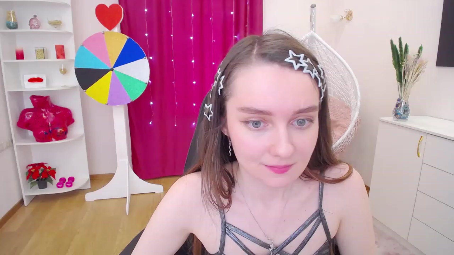 Gallery image thumbnail from Milim_Nava's myfreecams stream on, 06/26/2023, 08:56 image 7 of 20