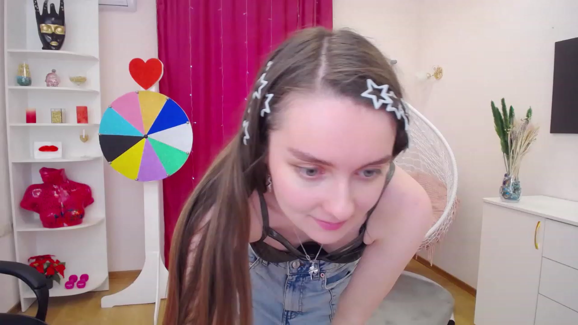 Gallery image thumbnail from Milim_Nava's myfreecams stream on, 06/26/2023, 08:56 image 15 of 20