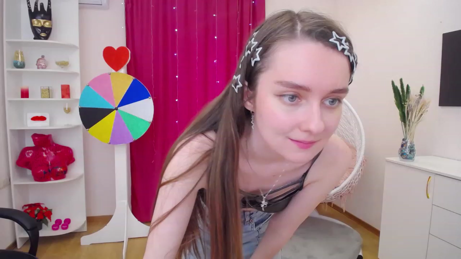 Gallery image thumbnail from Milim_Nava's myfreecams stream on, 06/26/2023, 08:56 image 17 of 20