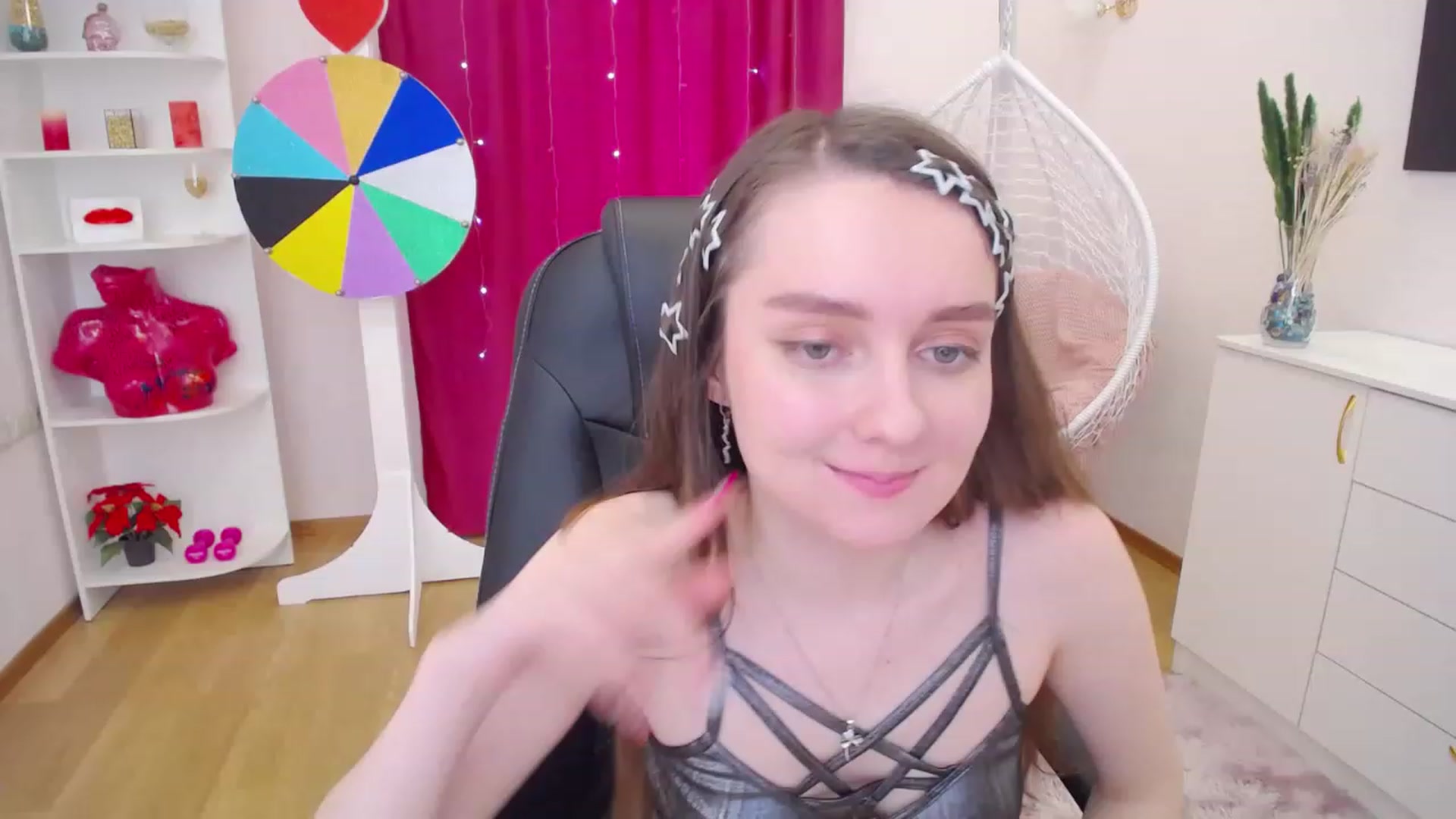 Gallery image thumbnail from Milim_Nava's myfreecams stream on, 06/26/2023, 09:46 image 17 of 20