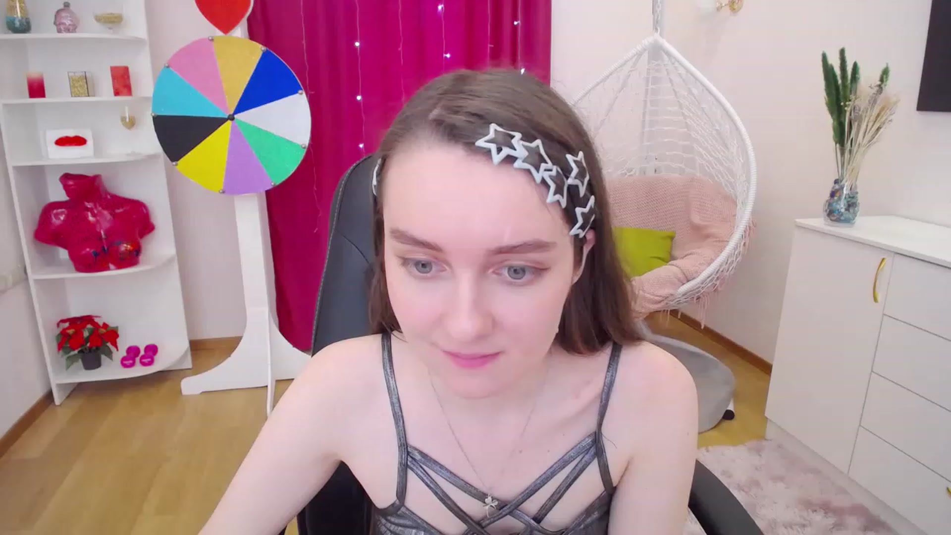 Gallery image thumbnail from Milim_Nava's myfreecams stream on, 06/26/2023, 09:46 image 19 of 20