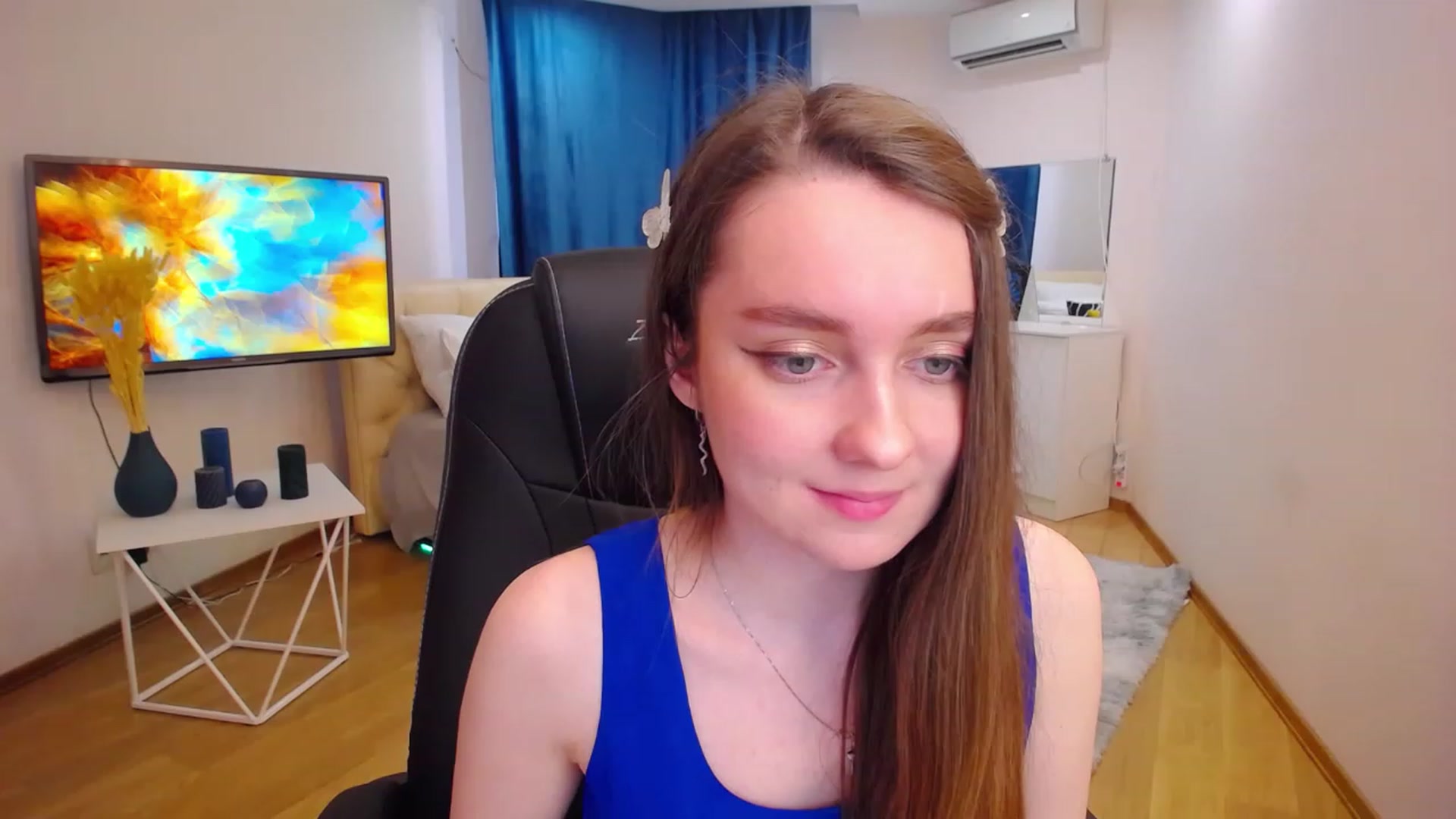 Gallery image thumbnail from Milim_Nava's myfreecams stream on, 06/27/2023, 12:15 image 7 of 20