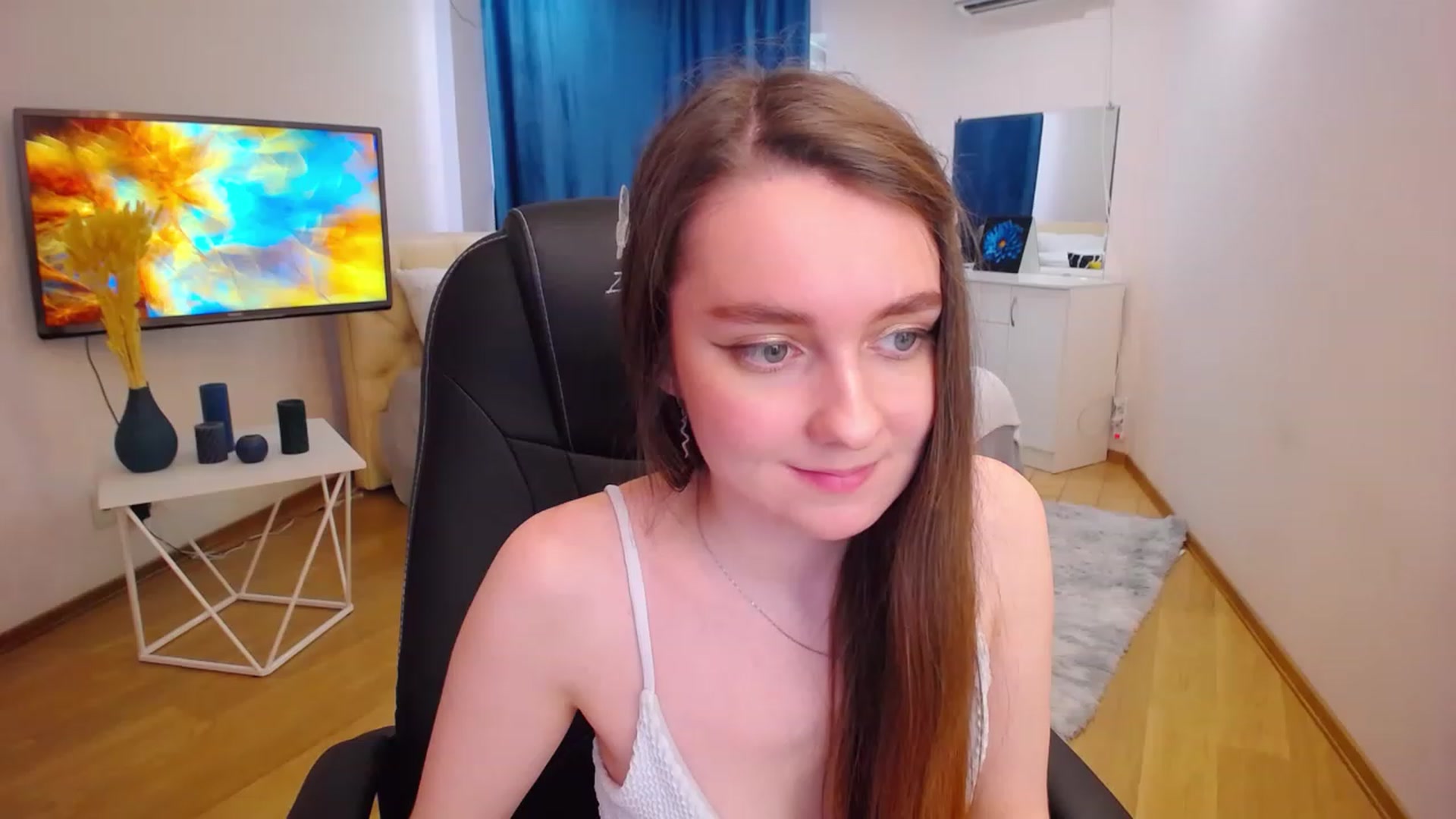 Gallery image thumbnail from Milim_Nava's myfreecams stream on, 06/27/2023, 13:47 image 12 of 20
