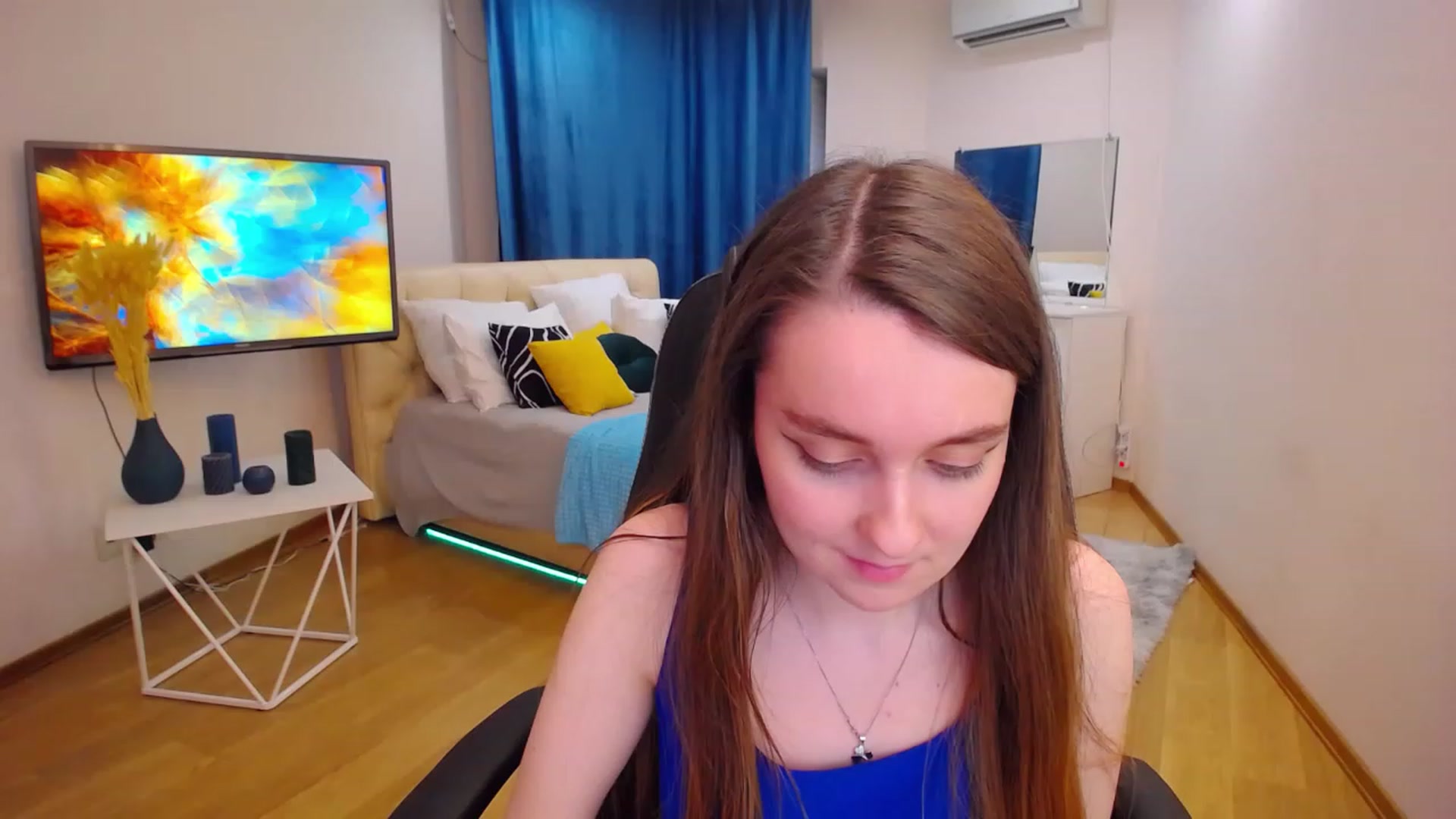 Gallery image thumbnail from Milim_Nava's myfreecams stream on, 06/27/2023, 16:32 image 14 of 20