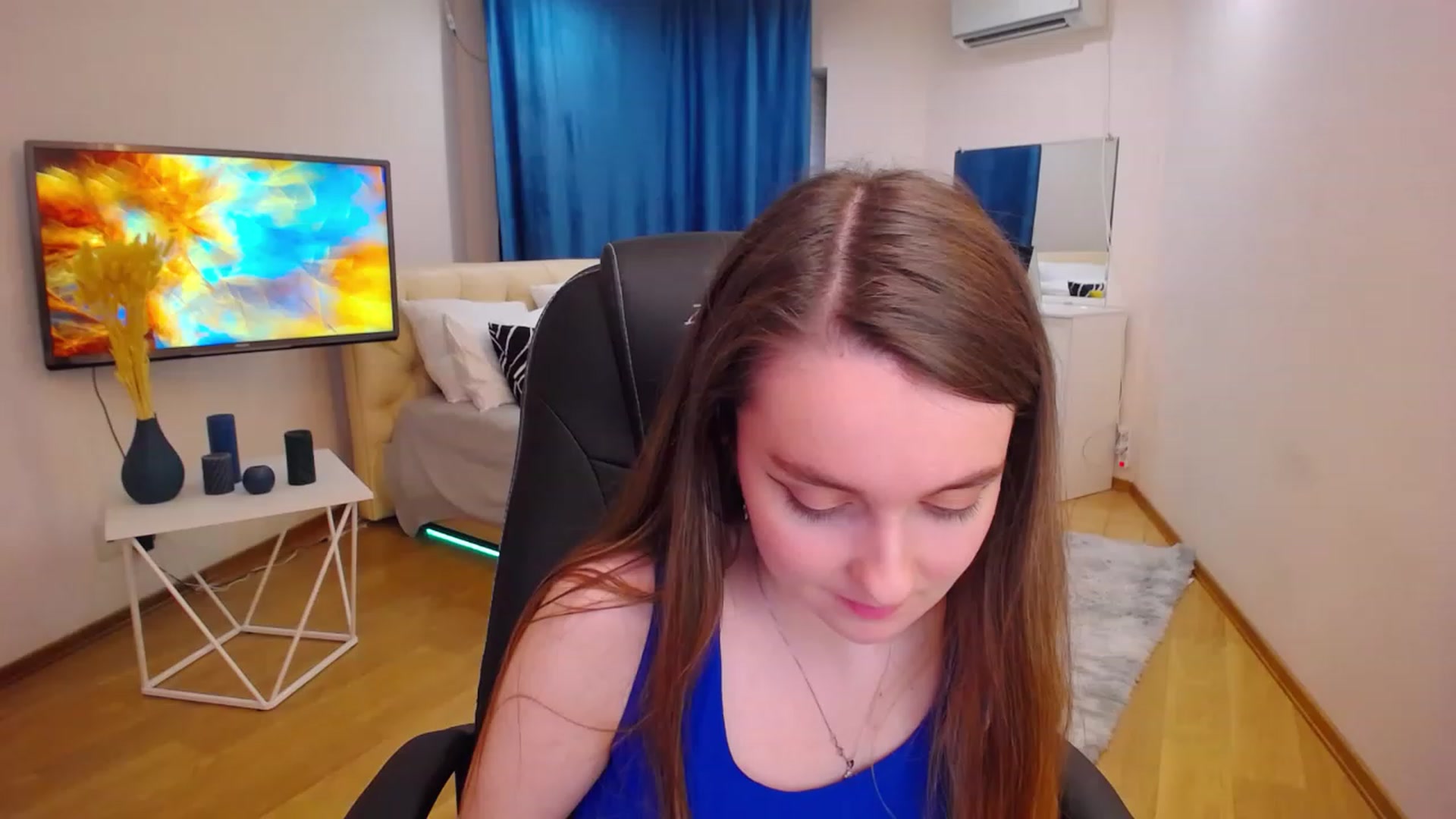 Gallery image thumbnail from Milim_Nava's myfreecams stream on, 06/27/2023, 16:32 image 12 of 20