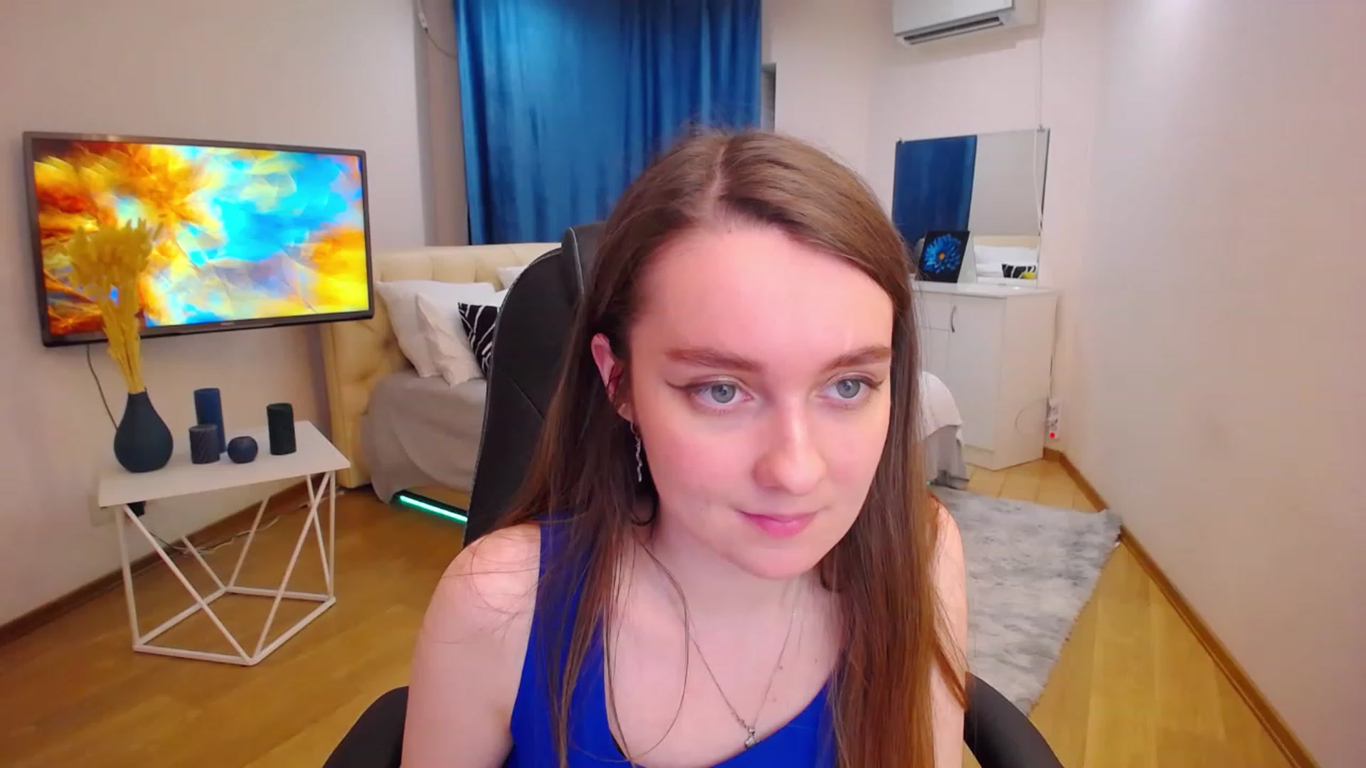 Gallery image thumbnail from Milim_Nava's myfreecams stream on, 06/27/2023, 16:32 image 11 of 20