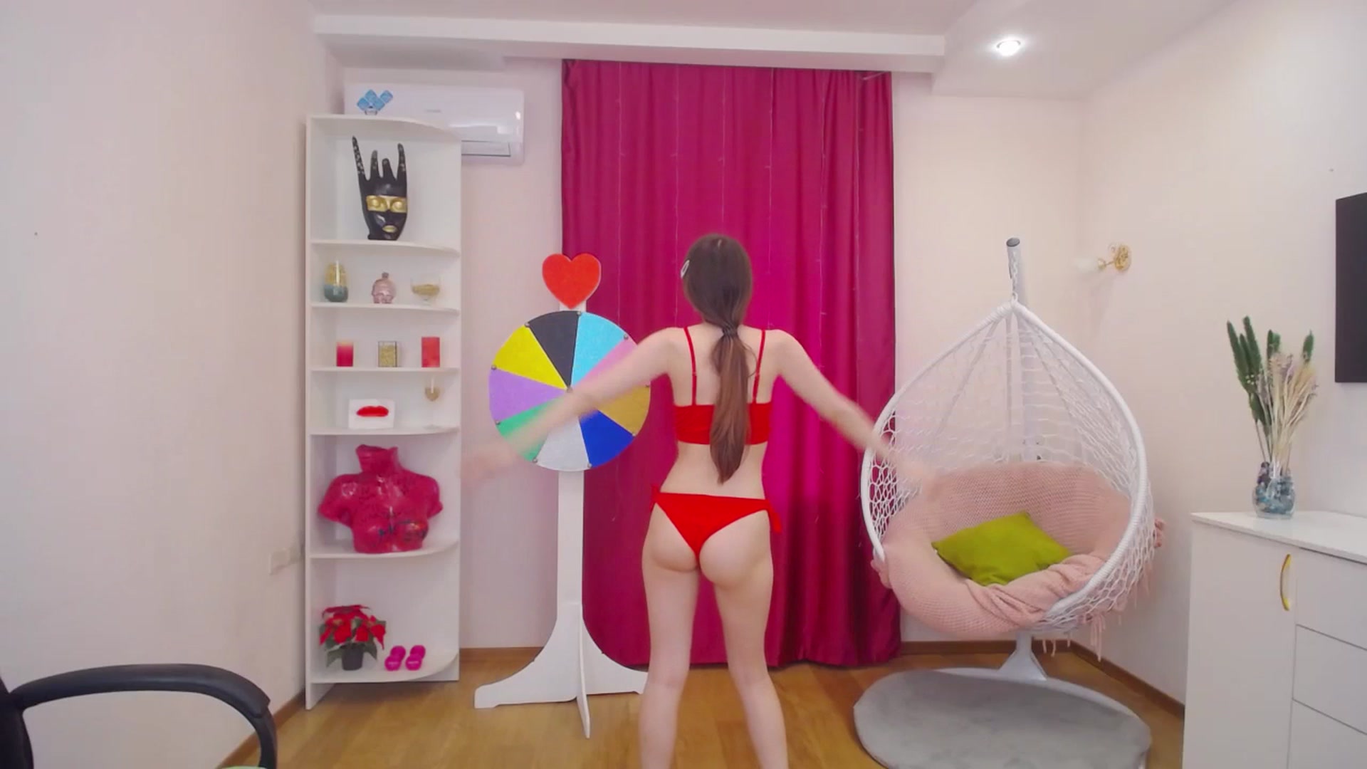 Gallery image thumbnail from Milim_Nava's myfreecams stream on, 06/30/2023, 08:30 image 6 of 20