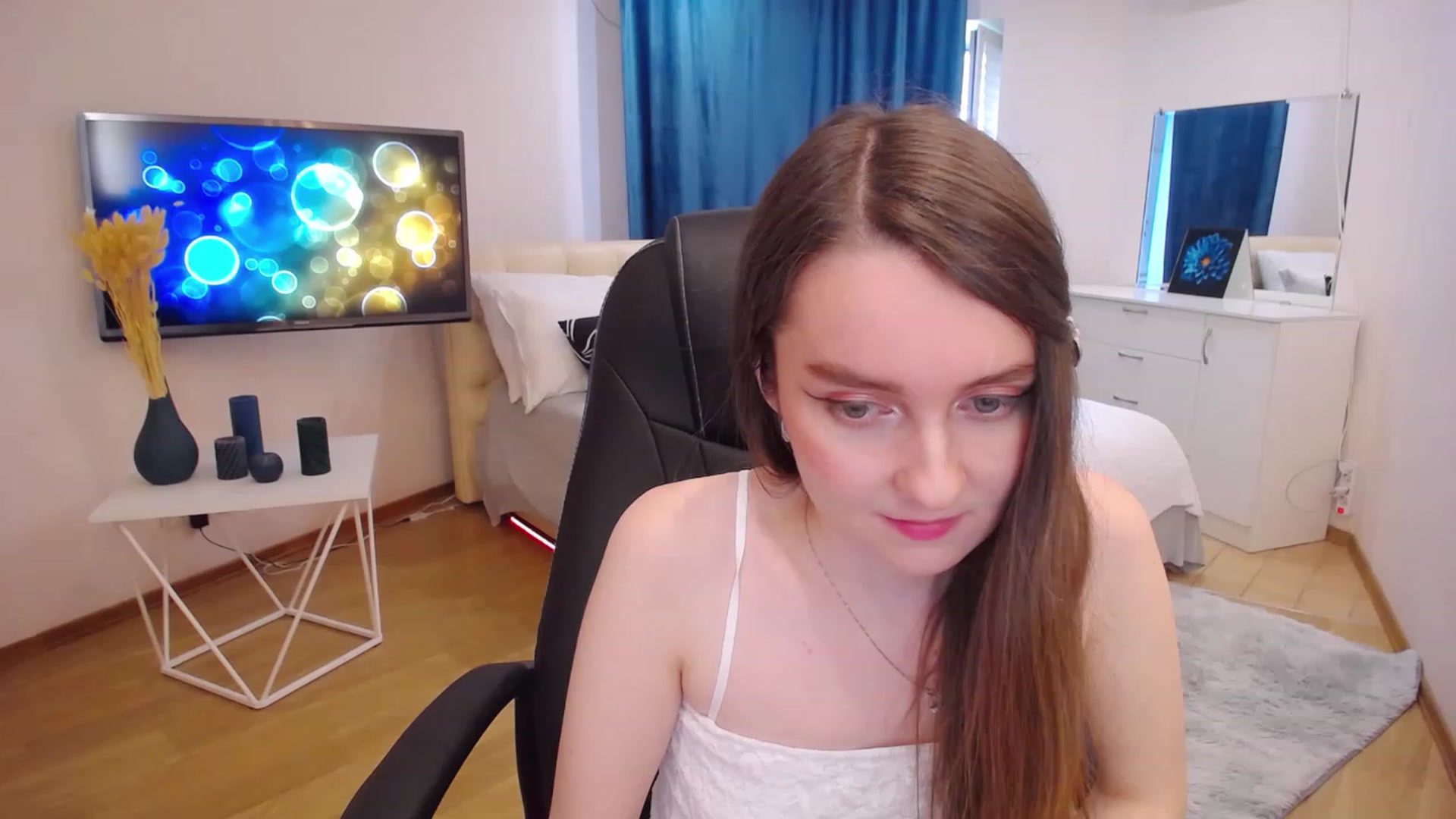 Gallery image thumbnail from Milim_Nava's myfreecams stream on, 07/03/2023, 09:48 image 9 of 20