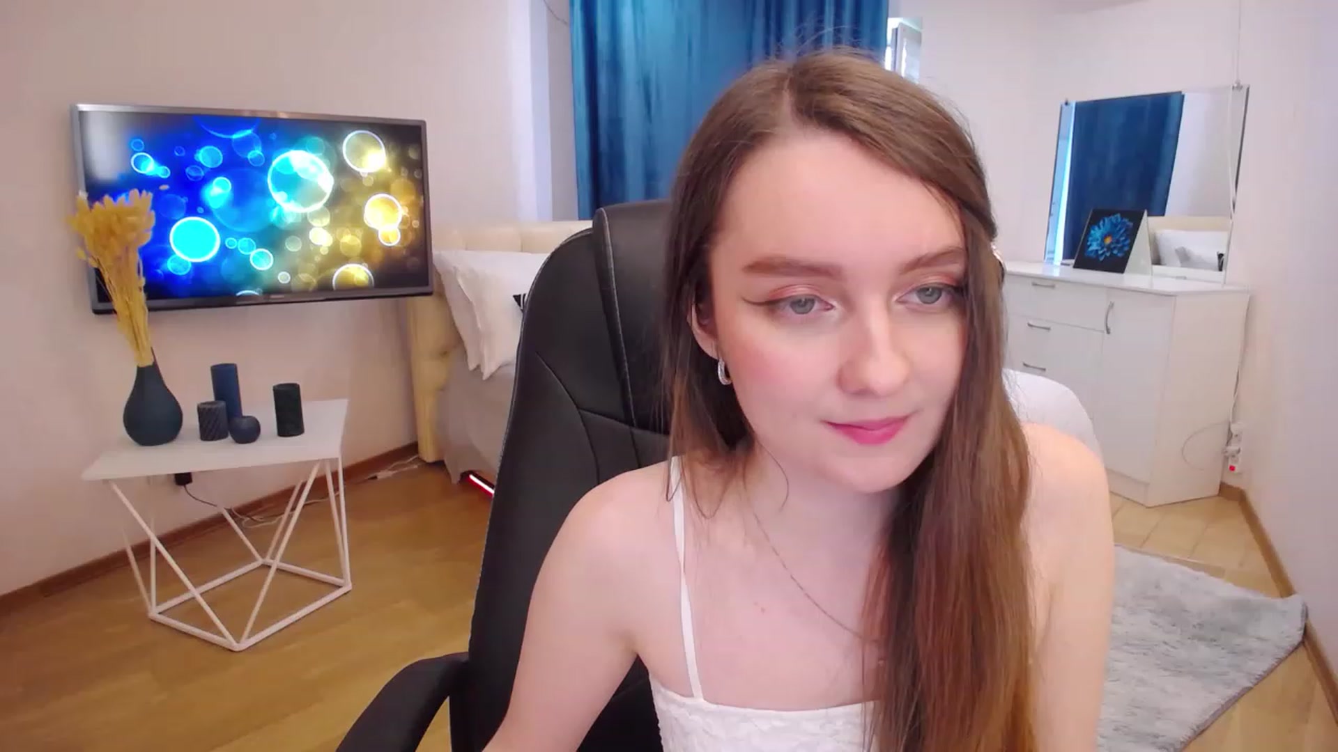 Gallery image thumbnail from Milim_Nava's myfreecams stream on, 07/03/2023, 09:48 image 7 of 20