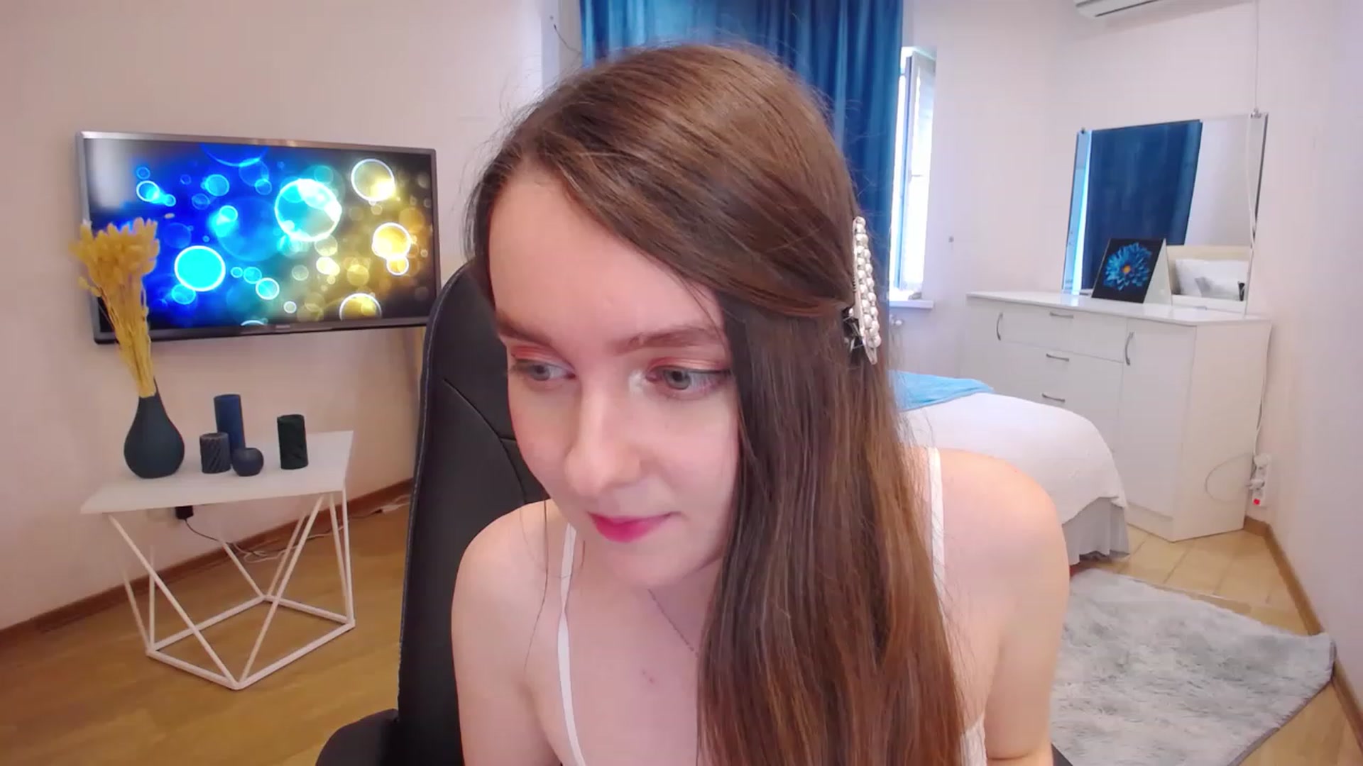 Gallery image thumbnail from Milim_Nava's myfreecams stream on, 07/03/2023, 09:48 image 16 of 20
