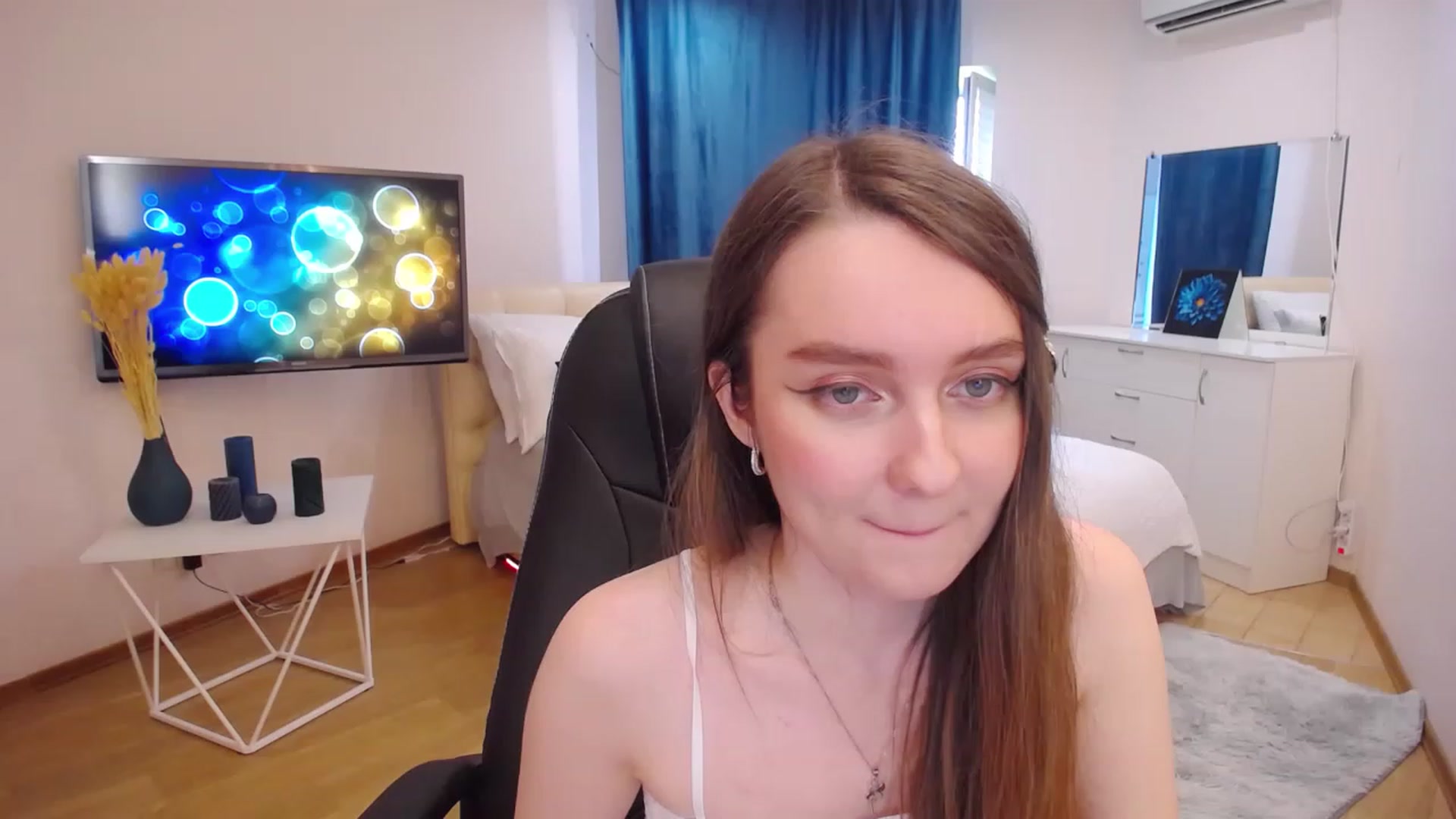 Gallery image thumbnail from Milim_Nava's myfreecams stream on, 07/03/2023, 09:48 image 3 of 20