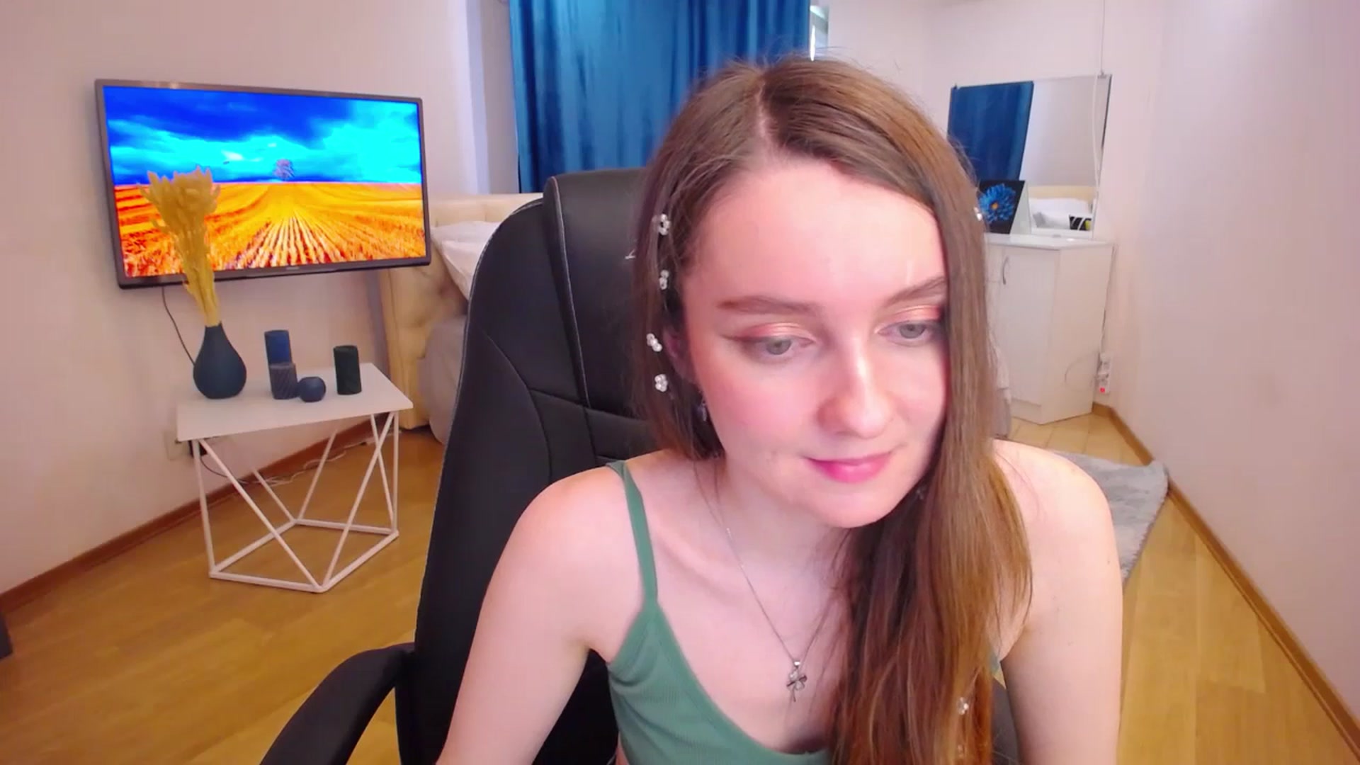Gallery image thumbnail from Milim_Nava's myfreecams stream on, 07/06/2023, 06:47 image 17 of 20