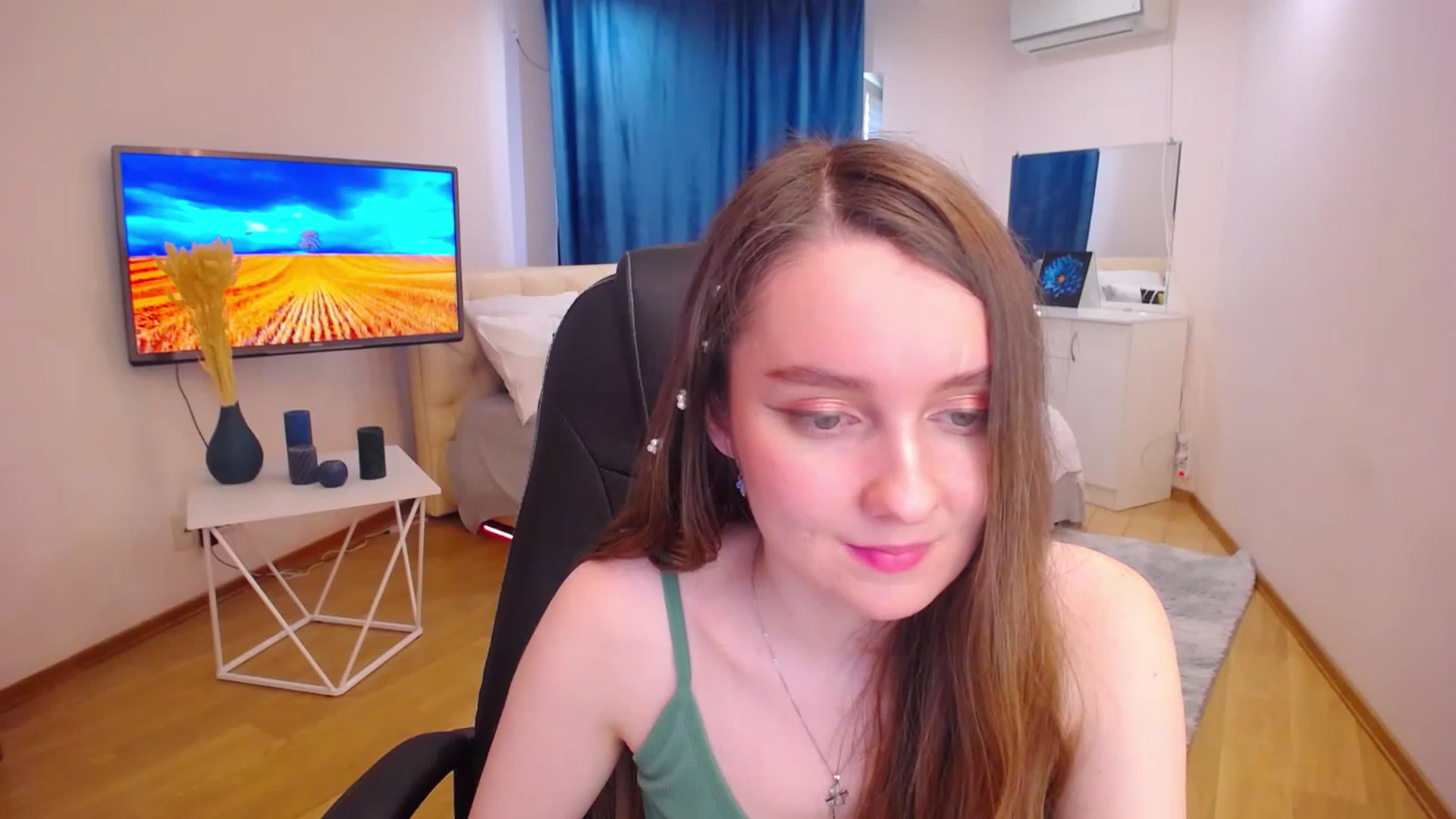 Gallery image thumbnail from Milim_Nava's myfreecams stream on, 07/06/2023, 07:49 image 9 of 20