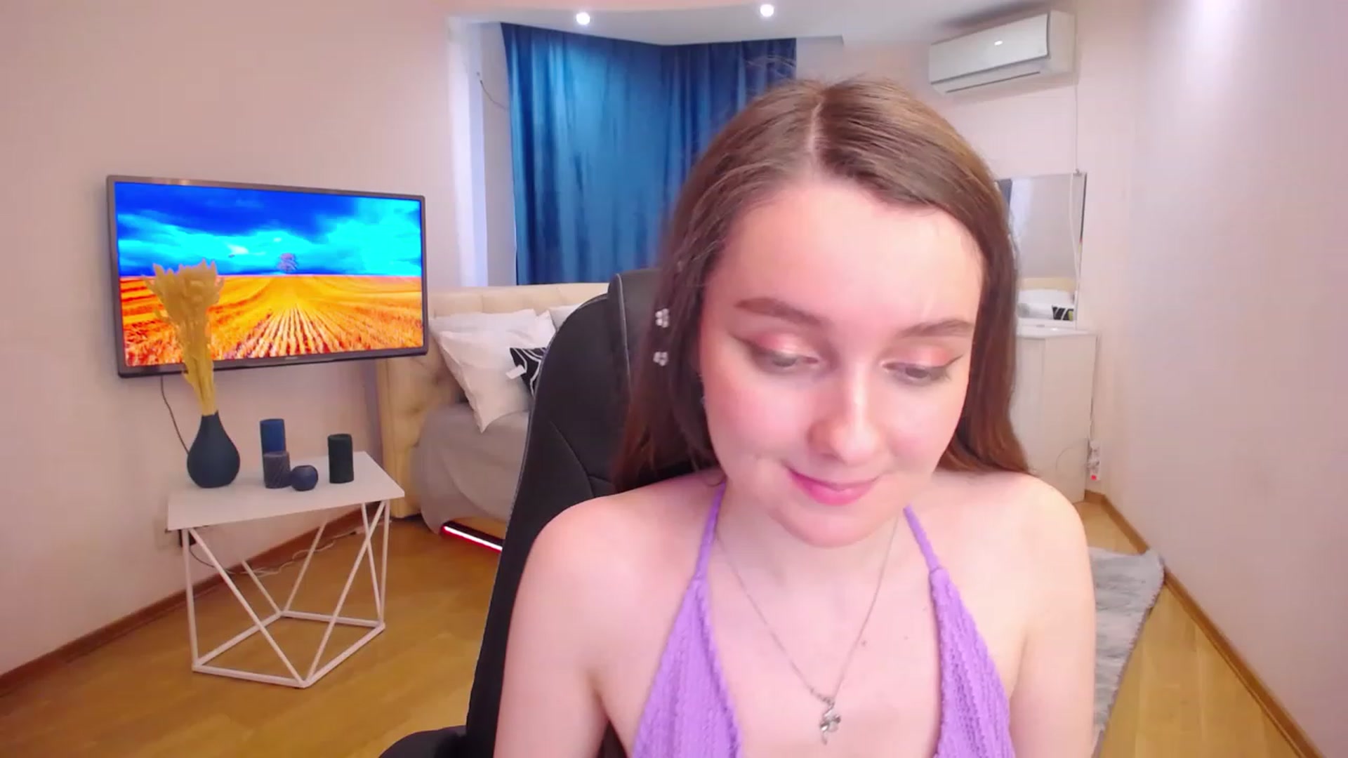 Gallery image thumbnail from Milim_Nava's myfreecams stream on, 07/06/2023, 09:46 image 15 of 20