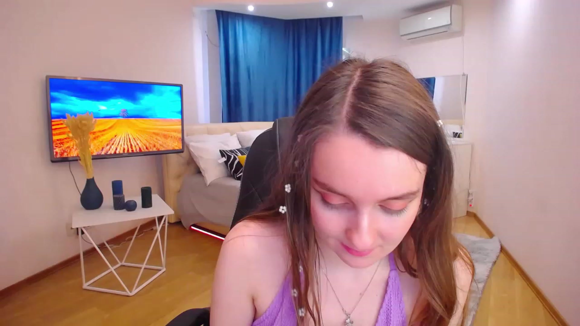 Gallery image thumbnail from Milim_Nava's myfreecams stream on, 07/06/2023, 09:46 image 13 of 20