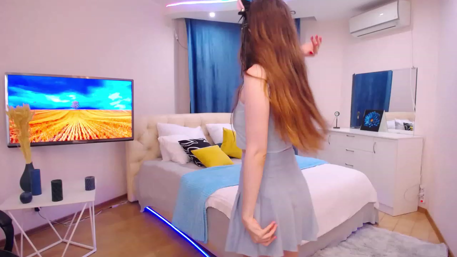 Gallery image thumbnail from Milim_Nava's myfreecams stream on, 07/09/2023, 13:42 image 19 of 20